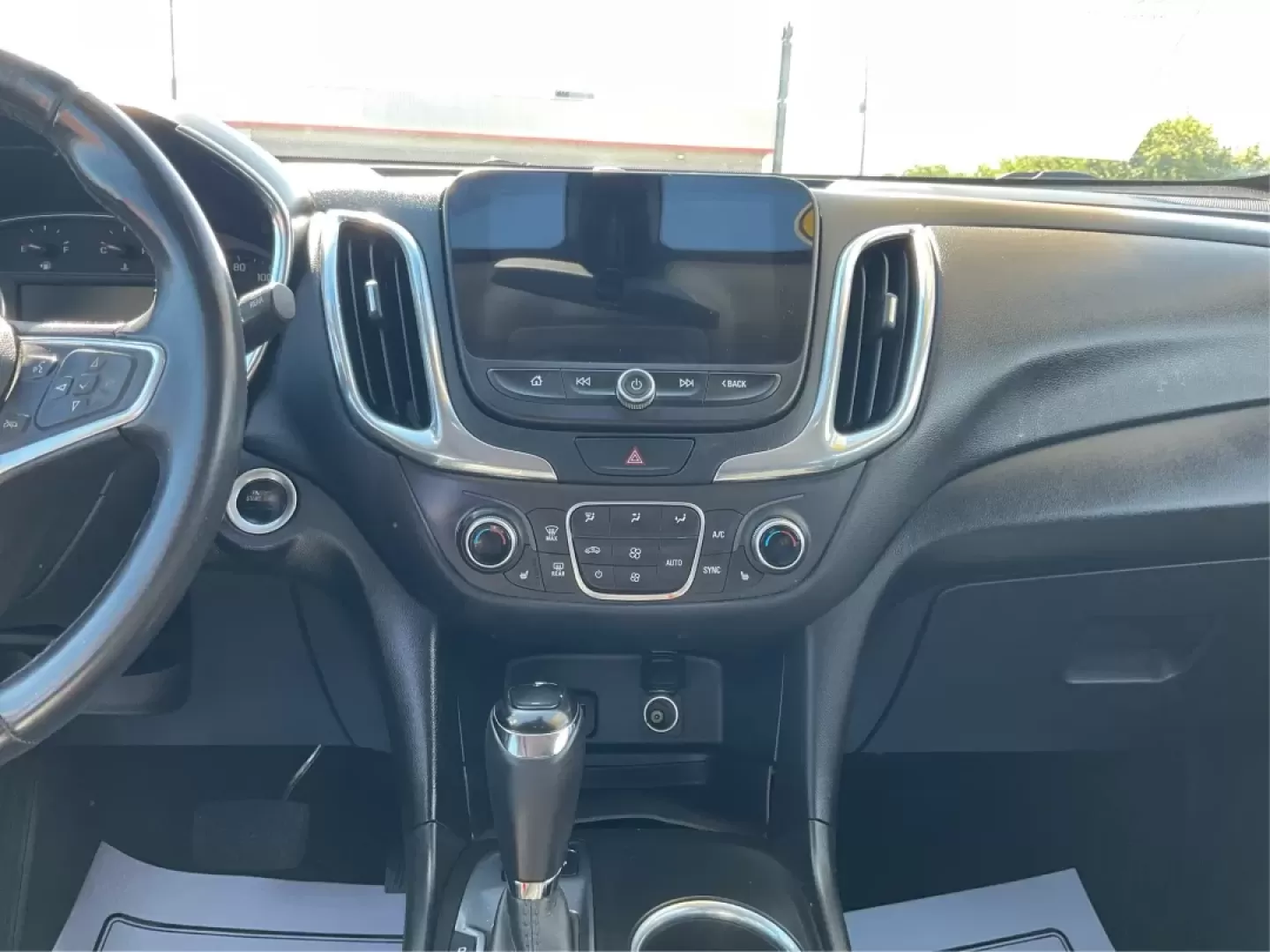 2018 Chevrolet Equinox LT (3GNAXTEX4JL) with an 2L I-4 gasoline direct injection engine, located at 4508 South Dixie Dr, Moraine, OH, 45439, (937) 908-9800, 39.689976, -84.218452 - **Explore Your Next Adventure with the 2018 Chevrolet Equinox LT!** <br /> <br /> Are you ready to elevate your lifestyle with a vehicle that's perfect for family trips, weekend getaways, or even your daily commute? Look no further than the stunning 2018 Chevrolet Equinox LT, now available at Advant - Photo#13