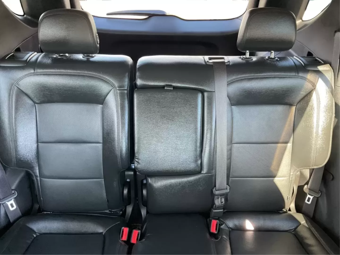 2018 Chevrolet Equinox LT (3GNAXTEX4JL) with an 2L I-4 gasoline direct injection engine, located at 4508 South Dixie Dr, Moraine, OH, 45439, (937) 908-9800, 39.689976, -84.218452 - **Explore Your Next Adventure with the 2018 Chevrolet Equinox LT!** <br /> <br /> Are you ready to elevate your lifestyle with a vehicle that's perfect for family trips, weekend getaways, or even your daily commute? Look no further than the stunning 2018 Chevrolet Equinox LT, now available at Advant - Photo#14