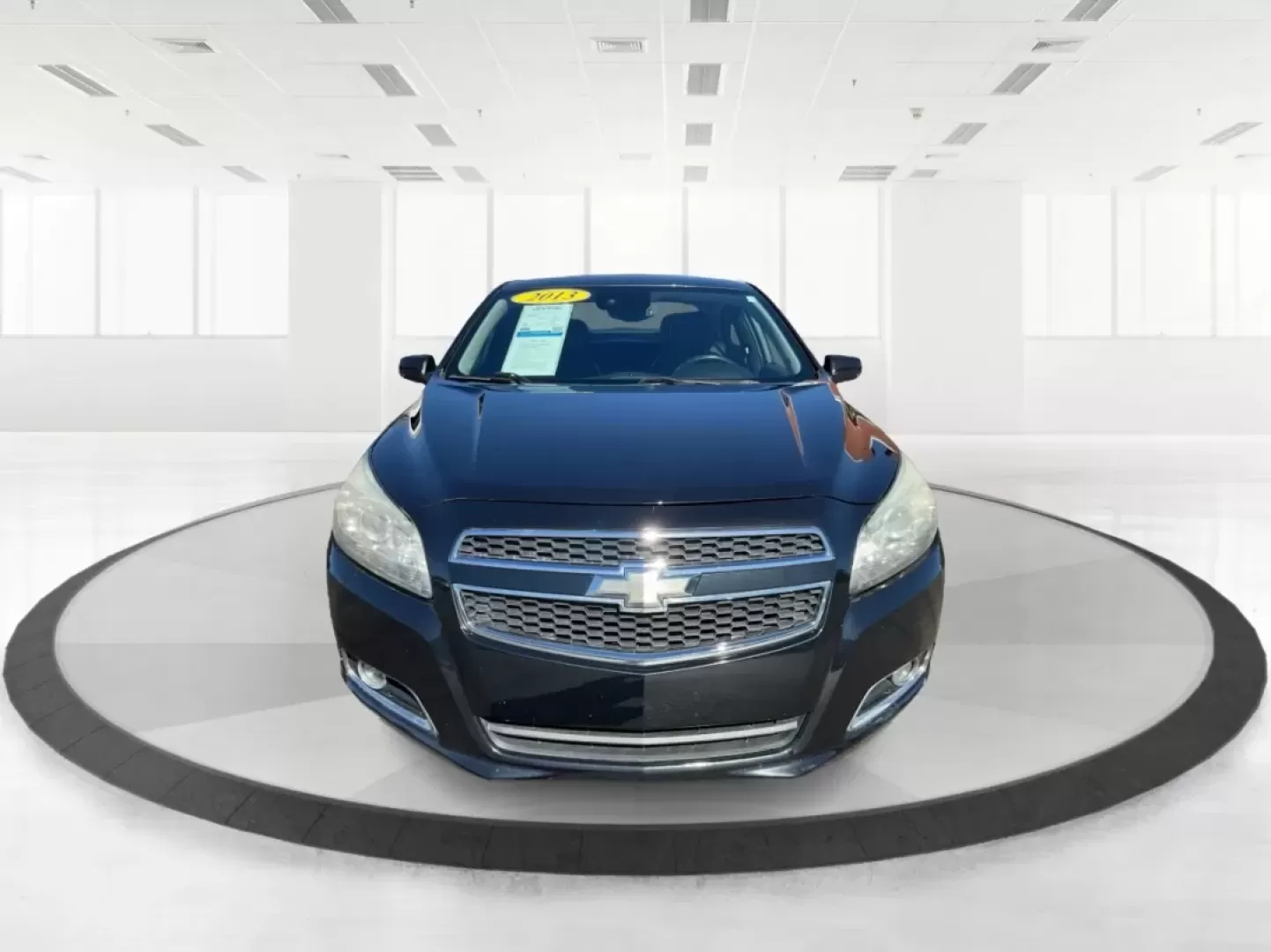 2013 Chevrolet Malibu 2LT (1G11E5SA7DF) with an ECOTEC 2.5L I-4 gasoline direct injection engine, located at 401 Woodman Dr, Riverside, OH, 45431, (937) 908-9800, 39.760899, -84.123421 - **Discover the Perfect Balance of Comfort and Style with the 2013 Chevrolet Malibu at Advantage Car and Credit - New Carlisle!**<br /> <br /> Are you looking for a reliable sedan that perfectly blends style, comfort, and performance? The 2013 Chevrolet Malibu 2LT is designed for those who appreciate - Photo#7