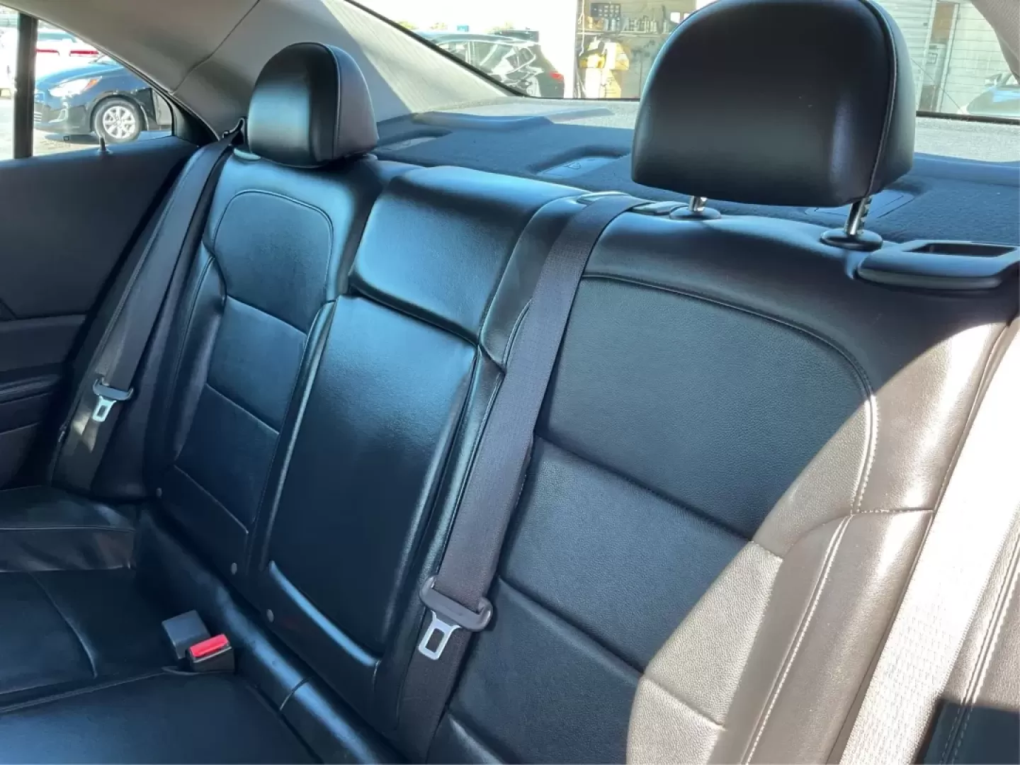 2013 Chevrolet Malibu 2LT (1G11E5SA7DF) with an ECOTEC 2.5L I-4 gasoline direct injection engine, located at 401 Woodman Dr, Riverside, OH, 45431, (937) 908-9800, 39.760899, -84.123421 - **Discover the Perfect Balance of Comfort and Style with the 2013 Chevrolet Malibu at Advantage Car and Credit - New Carlisle!**<br /> <br /> Are you looking for a reliable sedan that perfectly blends style, comfort, and performance? The 2013 Chevrolet Malibu 2LT is designed for those who appreciate - Photo#10