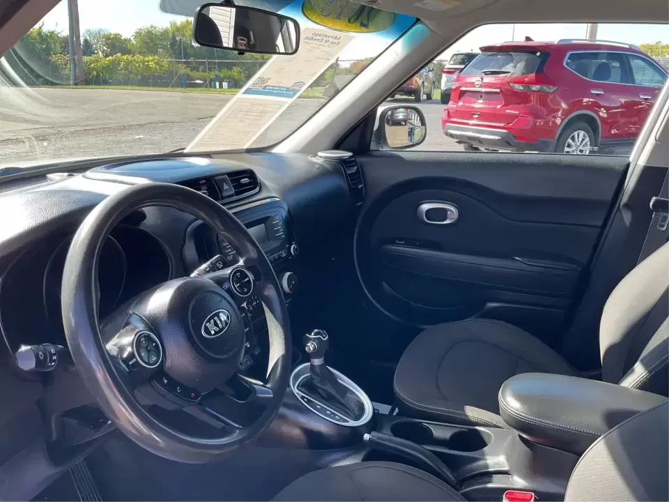 2015 Kia Soul Base (KNDJN2A21F7) with an 1.6L L4 DOHC 16V engine, Automatic transmission, located at 4508 South Dixie Dr, Moraine, OH, 45439, (937) 908-9800, 39.689976, -84.218452 - Need a smart, city-friendly ride that's easy to park in downtown Dayton, comfortable for long commutes on I75, and versatile enough for Costco runs and weekend escapes? This 2015 Kia Soul Base in White delivers the kind of practical, upbeat lifestyle fit that works for first-time buyers, growing fam - Photo#9