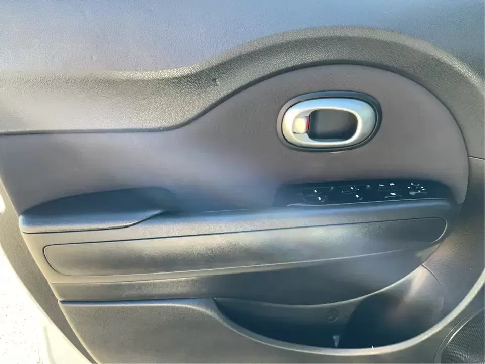 2015 Kia Soul Base (KNDJN2A21F7) with an 1.6L L4 DOHC 16V engine, Automatic transmission, located at 4508 South Dixie Dr, Moraine, OH, 45439, (937) 908-9800, 39.689976, -84.218452 - Need a smart, city-friendly ride that's easy to park in downtown Dayton, comfortable for long commutes on I75, and versatile enough for Costco runs and weekend escapes? This 2015 Kia Soul Base in White delivers the kind of practical, upbeat lifestyle fit that works for first-time buyers, growing fam - Photo#17