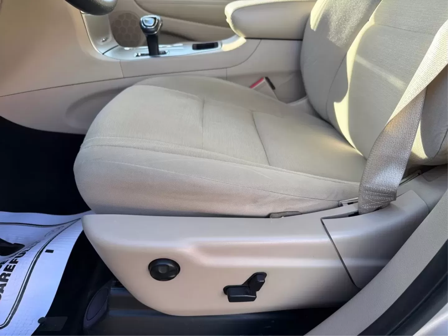 2014 Jeep Grand Cherokee Laredo (1C4RJFAG0EC) with an 3.6L V-6 DOHC engine, located at 1184 Kauffman Ave, Fairborn, OH, 45324, (937) 908-9800, 39.807072, -84.030914 - ### Conquer Every Adventure with the 2014 Jeep Grand Cherokee Laredo Ideal for Every Lifestyle!<br /> <br /> Are you ready to elevate your driving experience? Whether you're navigating the hustle and bustle of city life in Riverside, OH, or embarking on thrilling weekend getaways, the 2014 Jeep Gra - Photo#18