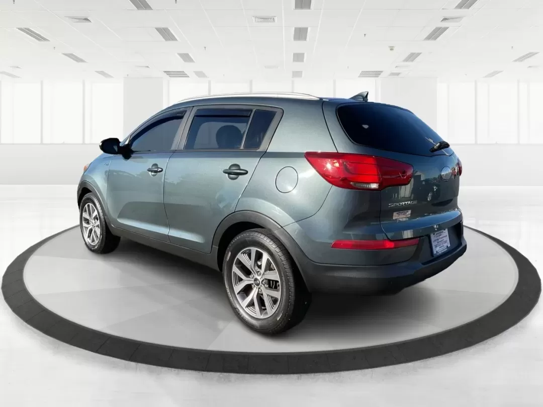 2014 Kia Sportage LX AWD (KNDPBCAC8E7) with an 2.4L V6 DOHC 24V engine, 6-Speed Automatic transmission, located at 4508 South Dixie Dr, Moraine, OH, 45439, (937) 908-9800, 39.689976, -84.218452 - **Adventure Awaits with the 2014 Kia Sportage LX AWD - Your Perfect Crossover Companion!**<br /> <br /> Imagine hitting the open road, whether you're embarking on a scenic weekend getaway or navigating through your daily commute. The 2014 Kia Sportage LX AWD is designed for those who crave versatili - Photo#4