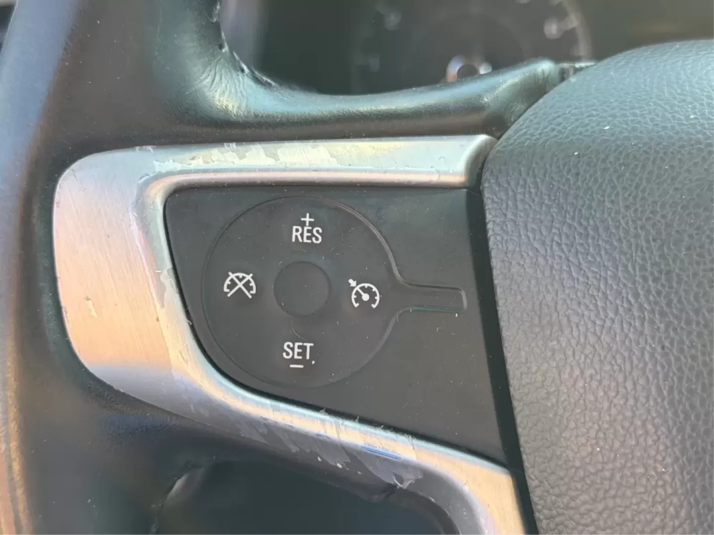 2018 GMC Acadia SLE-1 (1GKKNKLA5JZ) with an 2.5L I-4 gasoline direct injection engine, located at 1230 East Main St, Xenia, OH, 45385, (937) 908-9800, 39.688026, -83.910172 - Unleash your adventurous spirit with the 2018 GMC Acadia SLE-1, the perfect SUV for weekend getaways, family road trips, or daily commutes. With its spacious interior and versatile cargo space, this SUV is designed for those who value comfort and practicality without sacrificing style. At Advantage - Photo#16