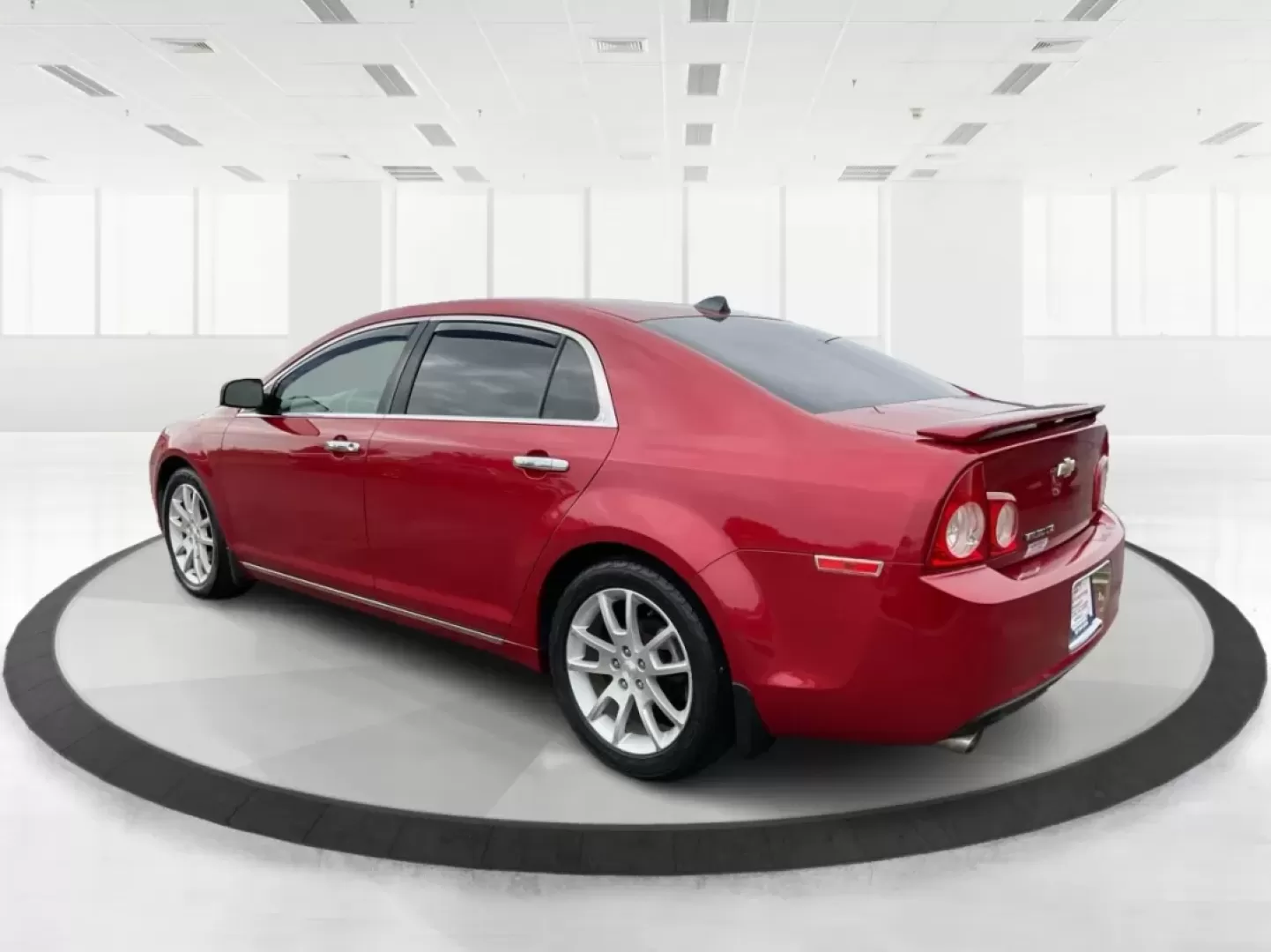 2012 Chevrolet Malibu 2LZ (1G1ZG5E73CF) with an 3.6L V-6 DOHC engine, located at 8750 N County Rd 25A, Piqua, OH, 45356, (937) 908-9800, 40.164391, -84.232513 - Experience the thrill of the open road with the 2012 Chevrolet Malibu, a vehicle that embodies both style and comfort while offering the reliability you need for everyday life. Whether you're a growing family looking for a reliable sedan for school runs and weekend getaways or a budget-conscious pro - Photo#4