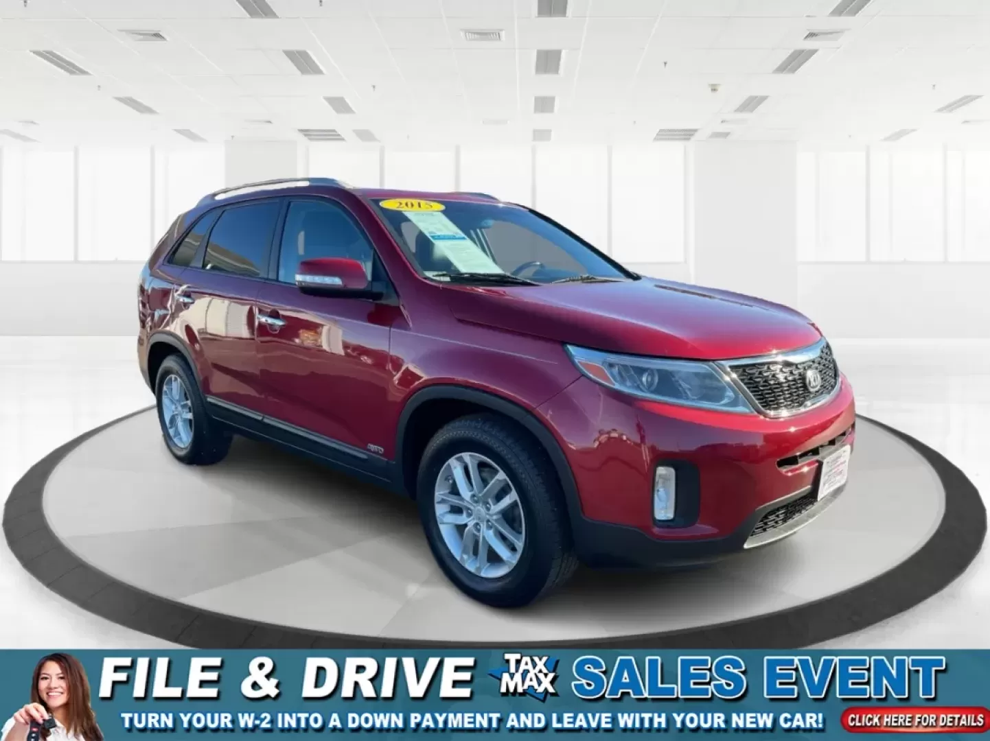 2015 Kia Sorento LX (5XYKTCA66FG) with an 2.4L I-4 gasoline direct injection engine, 6-Speed Automatic transmission, located at 1230 East Main St, Xenia, OH, 45385, (937) 908-9800, 39.688026, -83.910172 - **Adventure Awaits with the 2015 Kia Sorento LX from Advantage Car and Credit!**<br /> <br /> Are you ready to elevate your family outings or embark on unforgettable weekend adventures? Look no further than this stunning **2015 Kia Sorento LX**! With its striking Remington Red Metallic exterior and - Photo#0