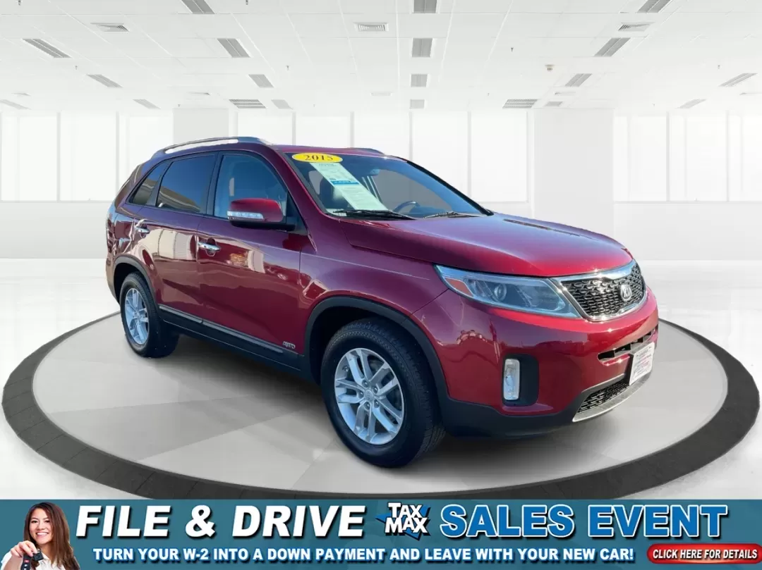 2015 Kia Sorento LX (5XYKTCA66FG) with an 2.4L I-4 gasoline direct injection engine, 6-Speed Automatic transmission, located at 1951 S Dayton Lakeview Rd., New Carlisle, OH, 45344, (937) 908-9800, 39.890999, -84.050255 - **Adventure Awaits with the 2015 Kia Sorento LX from Advantage Car and Credit!**<br /> <br /> Are you ready to elevate your family outings or embark on unforgettable weekend adventures? Look no further than this stunning **2015 Kia Sorento LX**! With its striking Remington Red Metallic exterior and - Photo#0