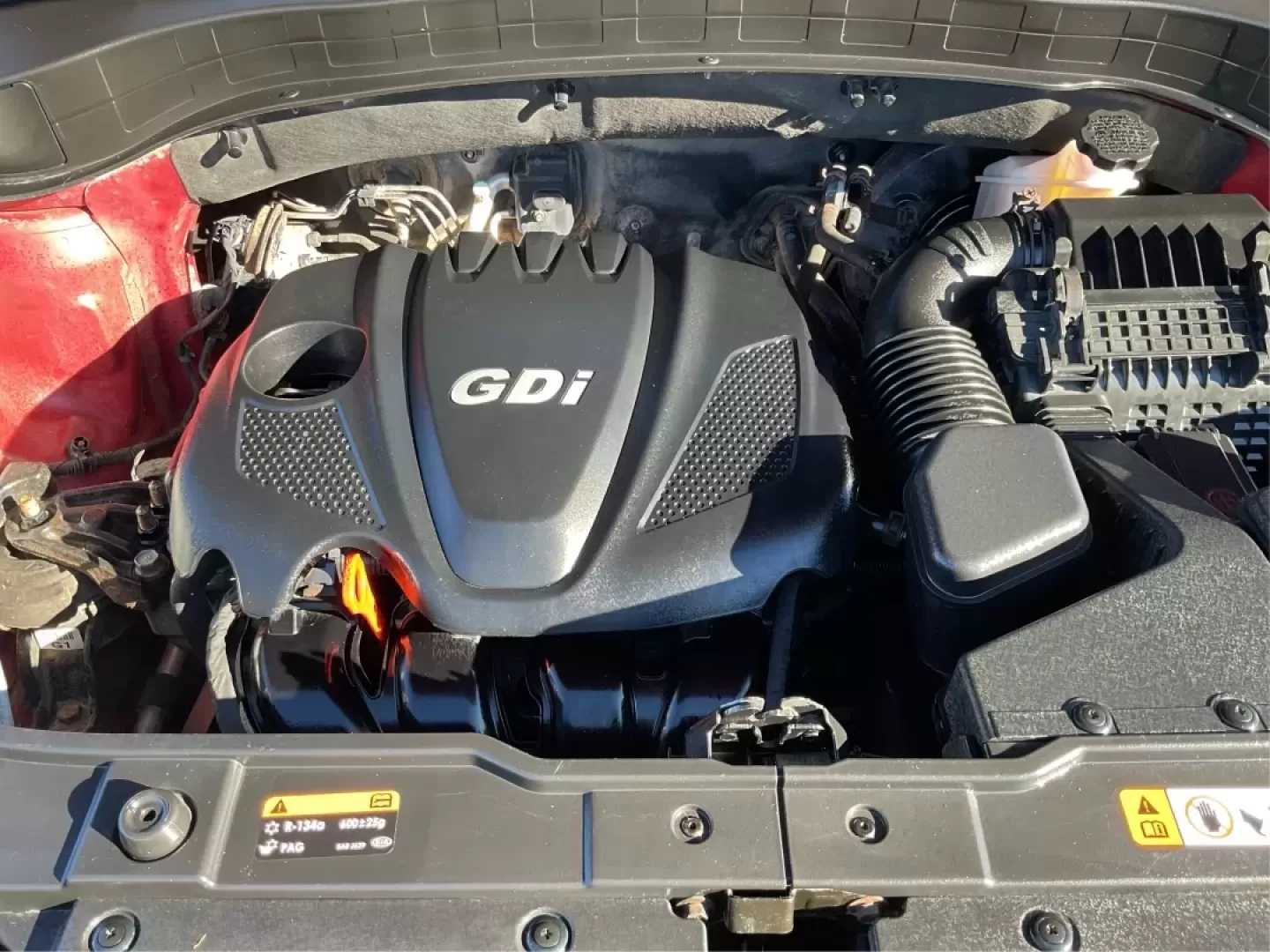 2015 Kia Sorento LX (5XYKTCA66FG) with an 2.4L I-4 gasoline direct injection engine, 6-Speed Automatic transmission, located at 1230 East Main St, Xenia, OH, 45385, (937) 908-9800, 39.688026, -83.910172 - **Adventure Awaits with the 2015 Kia Sorento LX from Advantage Car and Credit!**<br /> <br /> Are you ready to elevate your family outings or embark on unforgettable weekend adventures? Look no further than this stunning **2015 Kia Sorento LX**! With its striking Remington Red Metallic exterior and - Photo#11