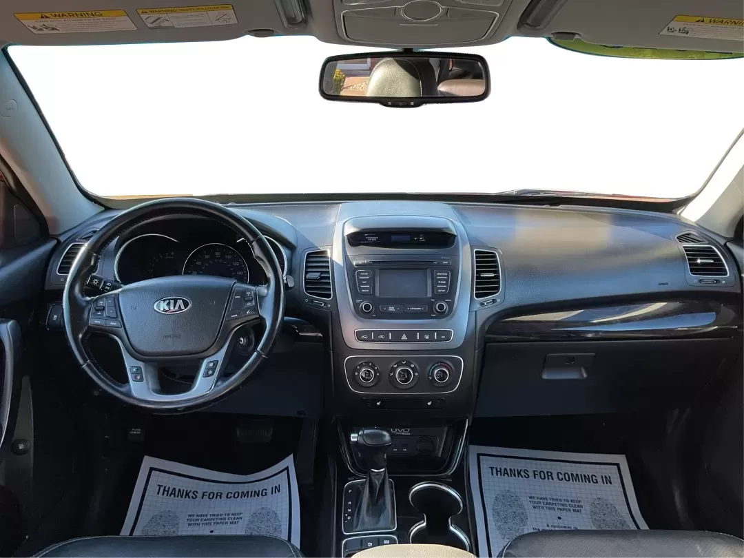 2015 Kia Sorento LX (5XYKTCA66FG) with an 2.4L I-4 gasoline direct injection engine, 6-Speed Automatic transmission, located at 1951 S Dayton Lakeview Rd., New Carlisle, OH, 45344, (937) 908-9800, 39.890999, -84.050255 - **Adventure Awaits with the 2015 Kia Sorento LX from Advantage Car and Credit!**<br /> <br /> Are you ready to elevate your family outings or embark on unforgettable weekend adventures? Look no further than this stunning **2015 Kia Sorento LX**! With its striking Remington Red Metallic exterior and - Photo#19