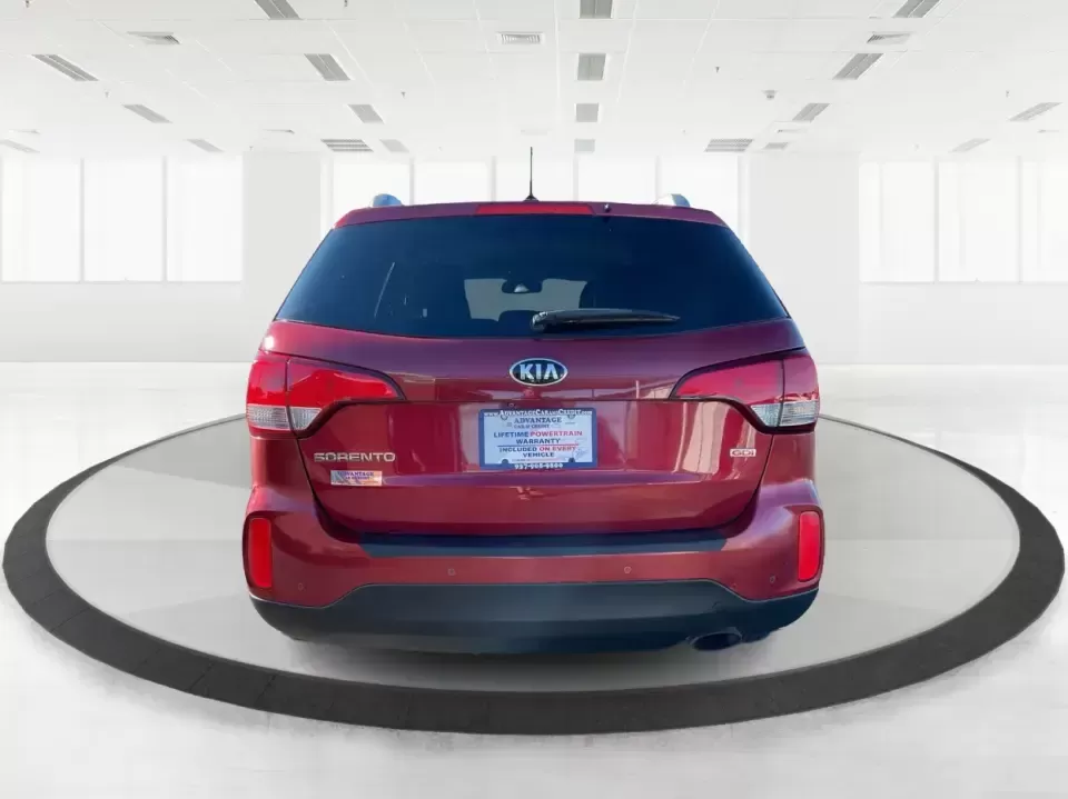 2015 Kia Sorento LX (5XYKTCA66FG) with an 2.4L I-4 gasoline direct injection engine, 6-Speed Automatic transmission, located at 4508 South Dixie Dr, Moraine, OH, 45439, (937) 908-9800, 39.689976, -84.218452 - **Adventure Awaits with the 2015 Kia Sorento LX from Advantage Car and Credit!**<br /> <br /> Are you ready to elevate your family outings or embark on unforgettable weekend adventures? Look no further than this stunning **2015 Kia Sorento LX**! With its striking Remington Red Metallic exterior and - Photo#3