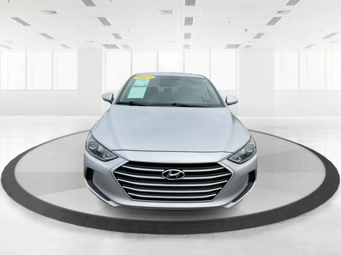 2017 Hyundai Elantra SE (5NPD84LF2HH) with an Nu 2L I-4 DOHC engine, located at 8750 N County Rd 25A, Piqua, OH, 45356, (937) 908-9800, 40.164391, -84.232513 - Discover your next adventure with the 2017 Hyundai Elantra SE, available now at Advantage Car and Credit - Piqua! This stylish sedan is perfect for budget-conscious buyers looking for a reliable vehicle that effortlessly blends comfort, performance, and technology. Whether you're commuting to work, - Photo#7