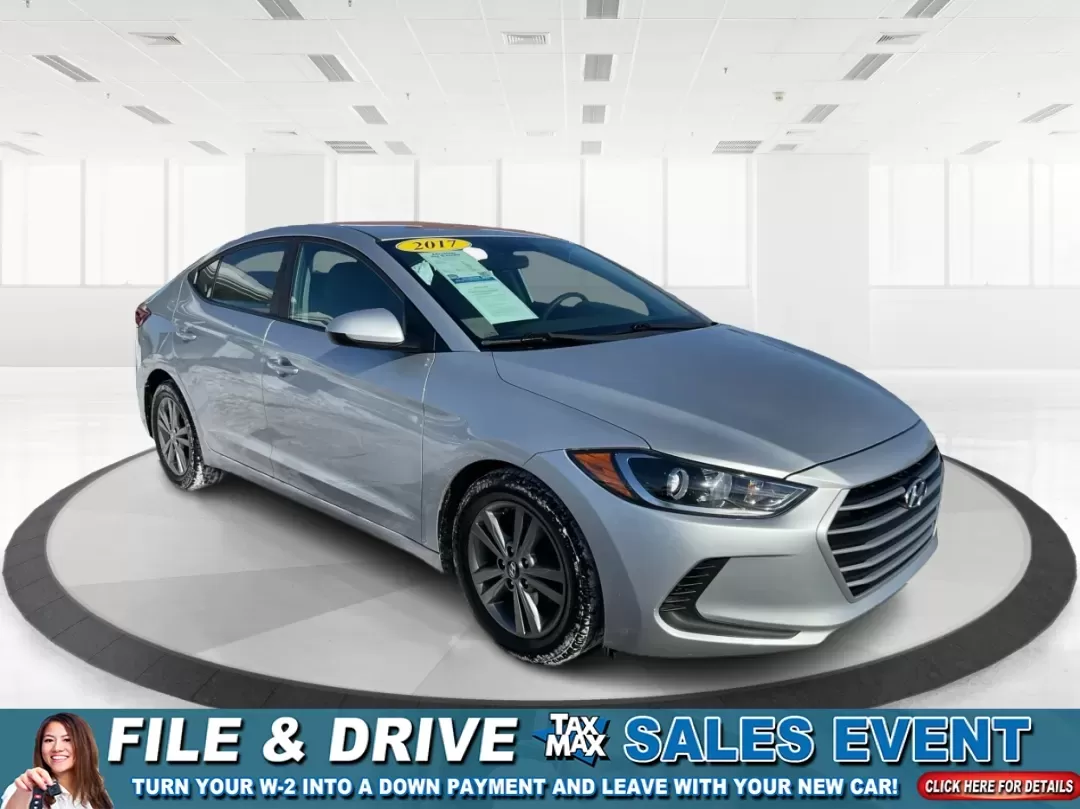 2017 Hyundai Elantra SE (5NPD84LF2HH) with an Nu 2L I-4 DOHC engine, 6A transmission, located at 1230 East Main St, Xenia, OH, 45385, (937) 908-9800, 39.688026, -83.910172 - Discover your next adventure with the 2017 Hyundai Elantra SE, available now at Advantage Car and Credit - Piqua! This stylish sedan is perfect for budget-conscious buyers looking for a reliable vehicle that effortlessly blends comfort, performance, and technology. Whether you're commuting to work, - Photo#0
