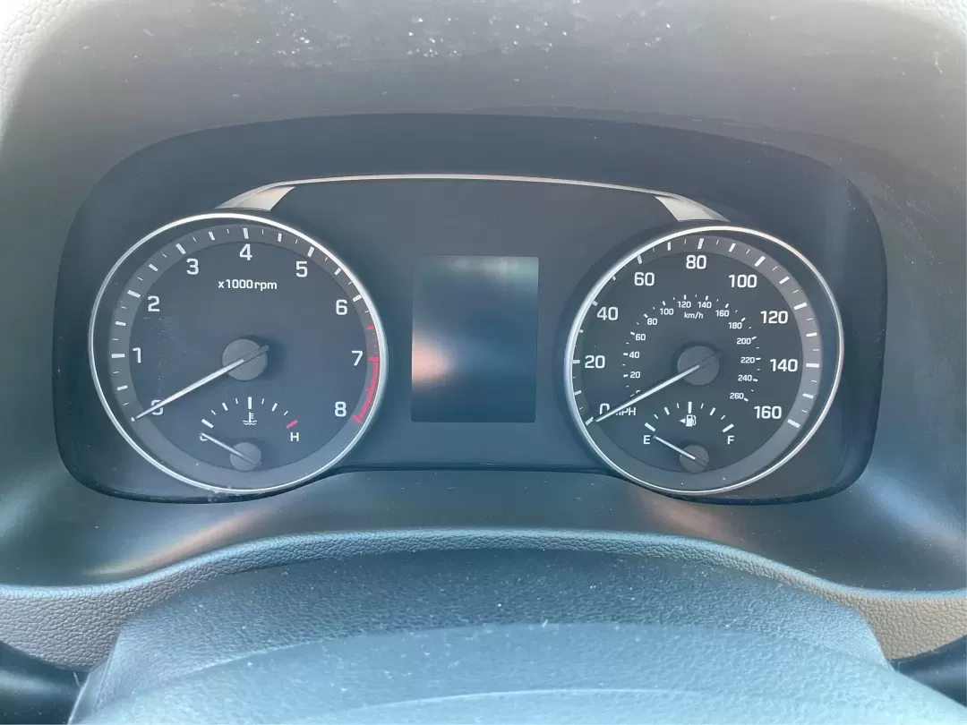 2017 Hyundai Elantra SE (5NPD84LF2HH) with an Nu 2L I-4 DOHC engine, 6A transmission, located at 1230 East Main St, Xenia, OH, 45385, (937) 908-9800, 39.688026, -83.910172 - Discover your next adventure with the 2017 Hyundai Elantra SE, available now at Advantage Car and Credit - Piqua! This stylish sedan is perfect for budget-conscious buyers looking for a reliable vehicle that effortlessly blends comfort, performance, and technology. Whether you're commuting to work, - Photo#15