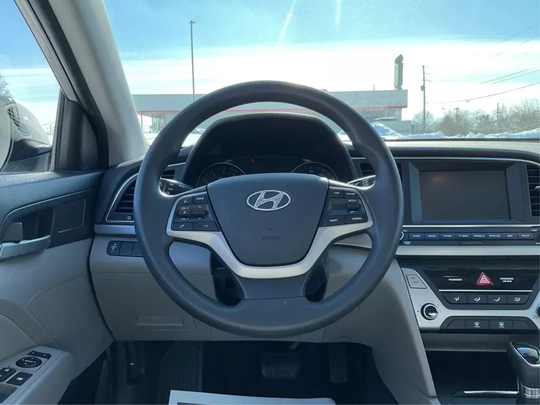 2017 Hyundai Elantra SE (5NPD84LF2HH) with an Nu 2L I-4 DOHC engine, 6A transmission, located at 1230 East Main St, Xenia, OH, 45385, (937) 908-9800, 39.688026, -83.910172 - Discover your next adventure with the 2017 Hyundai Elantra SE, available now at Advantage Car and Credit - Piqua! This stylish sedan is perfect for budget-conscious buyers looking for a reliable vehicle that effortlessly blends comfort, performance, and technology. Whether you're commuting to work, - Photo#16