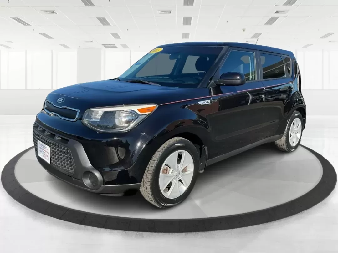 2015 Kia Soul Base (KNDJN2A22F7) with an Other engine, Auto transmission, located at 1230 East Main St, Xenia, OH, 45385, (937) 908-9800, 39.688026, -83.910172 - Discover a new level of convenience and versatility with the 2015 Kia Soul, the perfect vehicle for those balancing a busy lifestyle in Vandalia, OH. Whether you're a growing family looking for a spacious ride, a commuter needing dependability for long drives, or someone seeking low-maintenance vehi - Photo#8