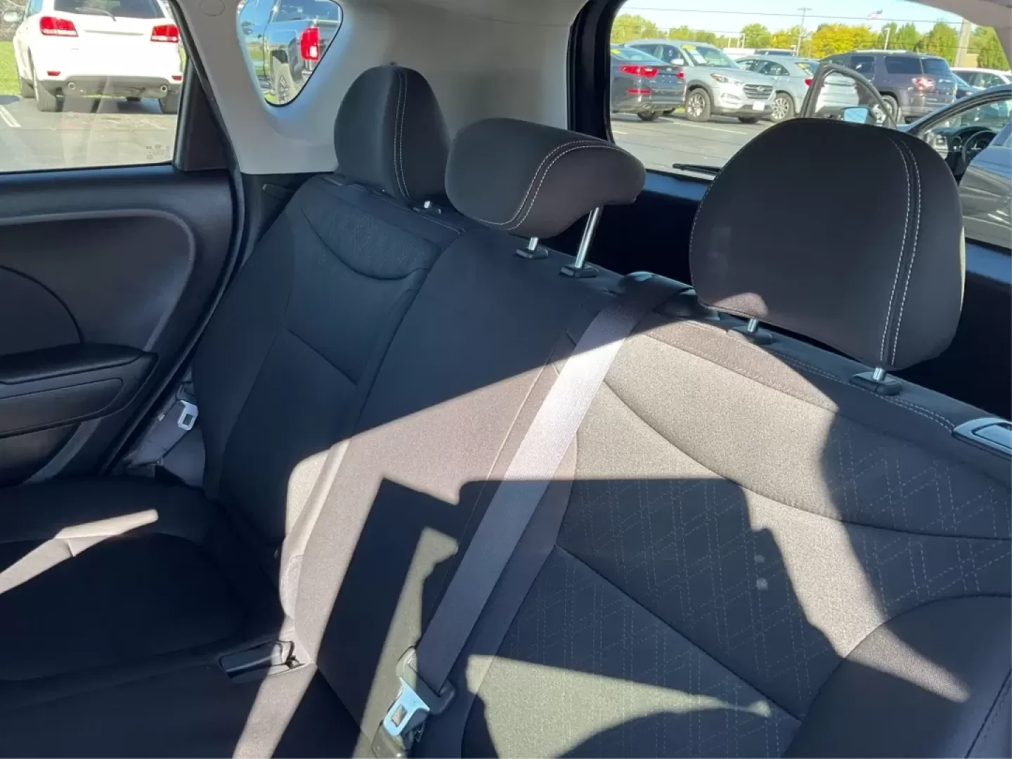 2015 Kia Soul Base (KNDJN2A22F7) with an 1.6L L4 DOHC 16V engine, Auto transmission, located at 1230 East Main St, Xenia, OH, 45385, (937) 908-9800, 39.688026, -83.910172 - Discover a new level of convenience and versatility with the 2015 Kia Soul, the perfect vehicle for those balancing a busy lifestyle in Vandalia, OH. Whether you're a growing family looking for a spacious ride, a commuter needing dependability for long drives, or someone seeking low-maintenance vehi - Photo#10