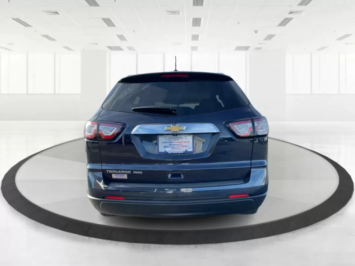 2017 Chevrolet Traverse LS (1GNKVFKD4HJ) with an 3.6L V-6 gasoline direct injection engine, located at 8750 N County Rd 25A, Piqua, OH, 45356, (937) 908-9800, 40.164391, -84.232513 - Experience the perfect blend of style and functionality with the 2017 Chevrolet Traverse LS, available at Advantage Car and Credit - Piqua. This versatile SUV is tailored for families on the go, weekend adventurers, or anyone seeking a reliable vehicle to navigate life's journeys. With spacious seat - Photo#3