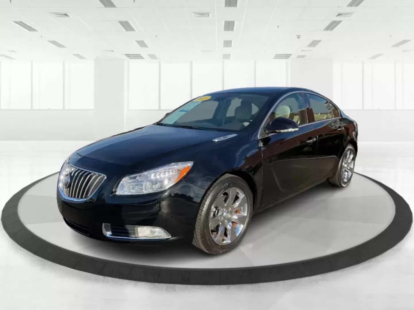 2013 Buick Regal Turbo - Premium 1 (2G4GS5EV2D9) with an ECOTEC 2L I-4 gasoline direct injection engine, located at 8750 N County Rd 25A, Piqua, OH, 45356, (937) 908-9800, 40.164391, -84.232513 - Are you in search of the perfect sedan that balances style, comfort, and practicality? Look no further than the 2013 Buick Regal Turbo - Premium 1, available now at Advantage Car and Credit - Piqua. Located at 8750 N County Rd 25A, Piqua, OH 45356, our Buy Here Pay Here dealership specializes in pro - Photo#8