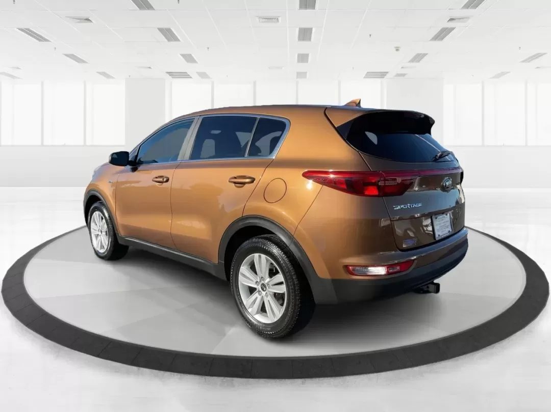 2017 Kia Sportage LX (KNDPMCAC2H7) with an Theta II 2.4L I-4 gasoline direct injection engine, located at 401 Woodman Dr, Riverside, OH, 45431, (937) 908-9800, 39.760899, -84.123421 - **Discover Your Next Adventure with the 2017 Kia Sportage LX at Advantage Car and Credit Riverside!**<br /> <br /> Looking for a reliable vehicle that perfectly balances comfort, style, and performance for your next family road trip or daily commute? The 2017 Kia Sportage LX is more than just a cro - Photo#4