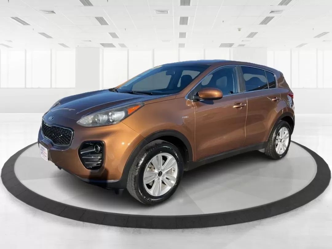 2017 Kia Sportage LX (KNDPMCAC2H7) with an Theta II 2.4L I-4 gasoline direct injection engine, located at 401 Woodman Dr, Riverside, OH, 45431, (937) 908-9800, 39.760899, -84.123421 - **Discover Your Next Adventure with the 2017 Kia Sportage LX at Advantage Car and Credit Riverside!**<br /> <br /> Looking for a reliable vehicle that perfectly balances comfort, style, and performance for your next family road trip or daily commute? The 2017 Kia Sportage LX is more than just a cro - Photo#8