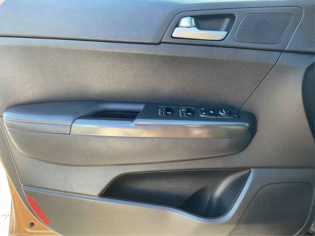 2017 Kia Sportage LX (KNDPMCAC2H7) with an Theta II 2.4L I-4 gasoline direct injection engine, located at 401 Woodman Dr, Riverside, OH, 45431, (937) 908-9800, 39.760899, -84.123421 - **Discover Your Next Adventure with the 2017 Kia Sportage LX at Advantage Car and Credit Riverside!**<br /> <br /> Looking for a reliable vehicle that perfectly balances comfort, style, and performance for your next family road trip or daily commute? The 2017 Kia Sportage LX is more than just a cro - Photo#17