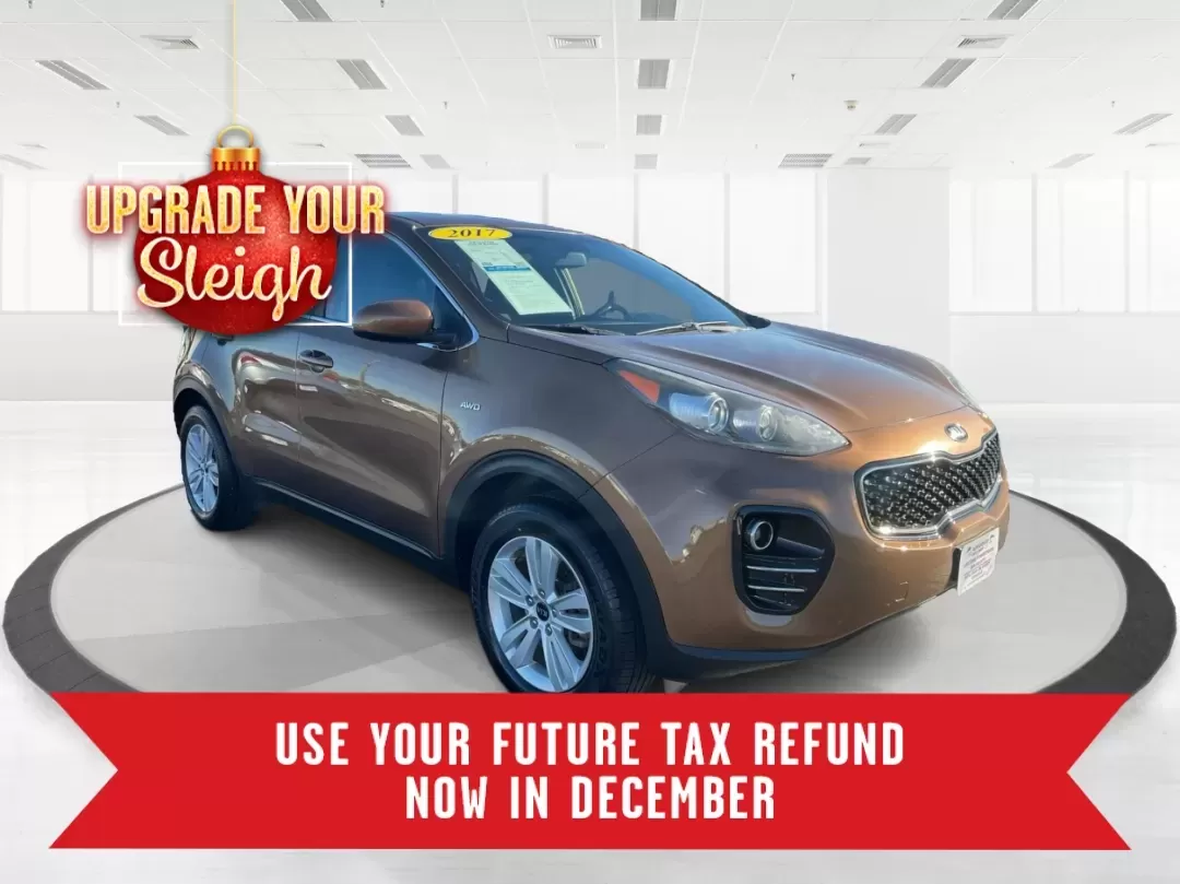 2017 Kia Sportage LX (KNDPMCAC2H7) with an Theta II 2.4L I-4 gasoline direct injection engine, located at 401 Woodman Dr, Riverside, OH, 45431, (937) 908-9800, 39.760899, -84.123421 - **Discover Your Next Adventure with the 2017 Kia Sportage LX at Advantage Car and Credit Riverside!**<br /> <br /> Looking for a reliable vehicle that perfectly balances comfort, style, and performance for your next family road trip or daily commute? The 2017 Kia Sportage LX is more than just a cro - Photo#0