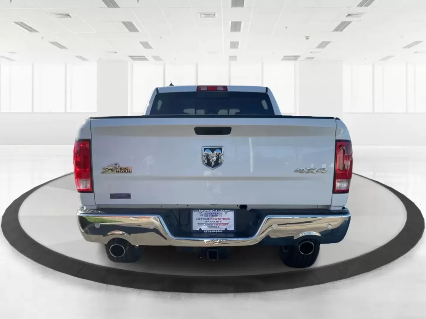 2019 Ram 1500 Big Horn Crew Cab 4x4 5'7 Box (1C6RR7LT9KS) with an HEMI 5.7L V-8 variable valve control engine, located at 401 Woodman Dr, Riverside, OH, 45431, (937) 908-9800, 39.760899, -84.123421 - **Elevate Your Adventures with the 2019 Ram 1500 Big Horn Crew Cab!** <br /> <br /> Are you ready to take on the world with a vehicle that perfectly balances work and play? The 2019 Ram 1500 Big Horn Crew Cab is the ultimate truck for those who crave both functionality and style. Whether you're load - Photo#3