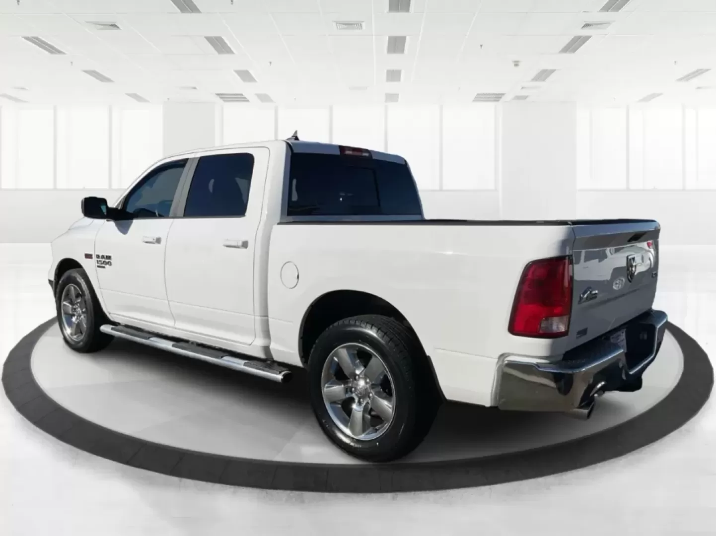 2019 Ram 1500 Big Horn Crew Cab 4x4 5'7 Box (1C6RR7LT9KS) with an HEMI 5.7L V-8 variable valve control engine, located at 401 Woodman Dr, Riverside, OH, 45431, (937) 908-9800, 39.760899, -84.123421 - **Elevate Your Adventures with the 2019 Ram 1500 Big Horn Crew Cab!** <br /> <br /> Are you ready to take on the world with a vehicle that perfectly balances work and play? The 2019 Ram 1500 Big Horn Crew Cab is the ultimate truck for those who crave both functionality and style. Whether you're load - Photo#4