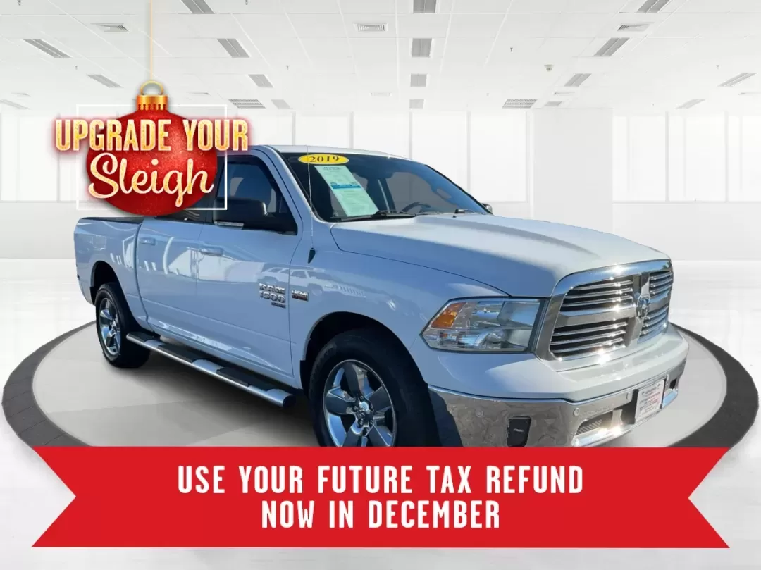 2019 Ram 1500 Big Horn Crew Cab 4x4 5'7 Box (1C6RR7LT9KS) with an HEMI 5.7L V-8 variable valve control engine, located at 401 Woodman Dr, Riverside, OH, 45431, (937) 908-9800, 39.760899, -84.123421 - **Elevate Your Adventures with the 2019 Ram 1500 Big Horn Crew Cab!** <br /> <br /> Are you ready to take on the world with a vehicle that perfectly balances work and play? The 2019 Ram 1500 Big Horn Crew Cab is the ultimate truck for those who crave both functionality and style. Whether you're load - Photo#0