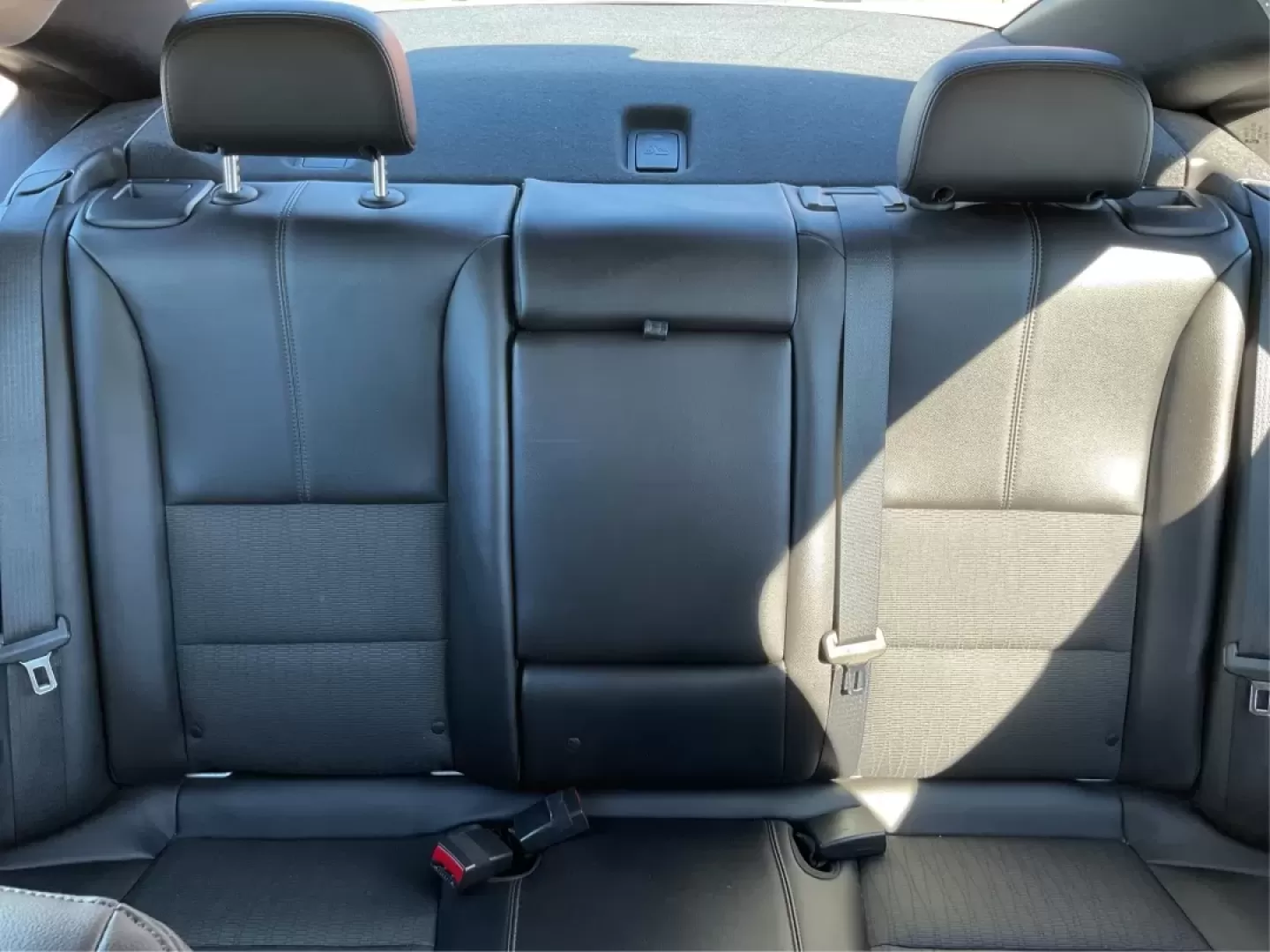 2014 Chevrolet Impala 1LT (1G1115SL8EU) with an ECOTEC 2.5L I-4 gasoline direct injection engine, located at 1951 S Dayton Lakeview Rd., New Carlisle, OH, 45344, (937) 908-9800, 39.890999, -84.050255 - Experience the ultimate in comfort, style, and performance with this **2014 Chevrolet Impala 1LT**, available now at **Advantage Car and Credit - Xenia**, your premier buy here pay here dealership located at **1230 East Main St, Xenia, OH 45385**. This sleek sedan is perfect for busy professionals c - Photo#14