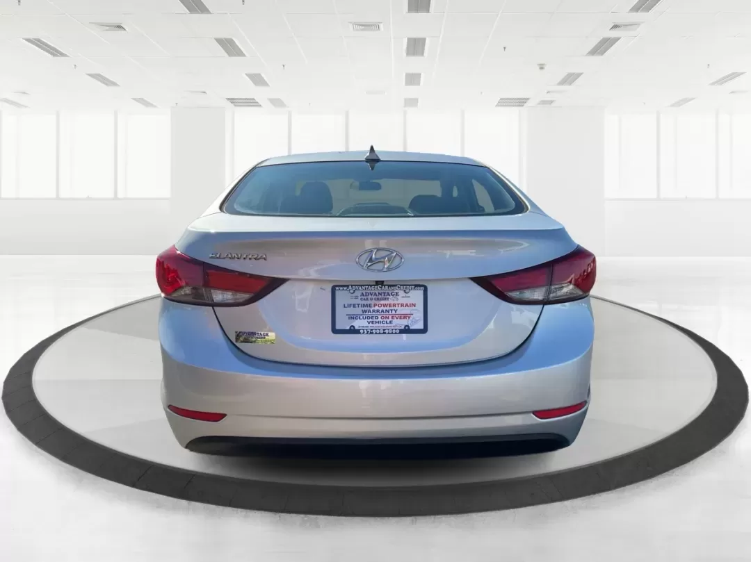 2014 Hyundai Elantra SE (KMHDH4AE8EU) with an Nu 1.8L I-4 DOHC engine, located at 4508 South Dixie Dr, Moraine, OH, 45439, (937) 908-9800, 39.689976, -84.218452 - Experience the freedom of the open road with the perfect blend of comfort and style in this stunning 2014 Hyundai Elantra SE! Whether you're commuting to work, running errands, or embarking on weekend adventures, this sedan is designed to elevate your driving experience. Located at Advantage Car and - Photo#3
