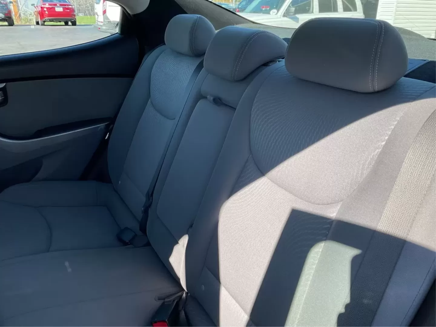 2014 Hyundai Elantra SE (KMHDH4AE8EU) with an Nu 1.8L I-4 DOHC engine, located at 4508 South Dixie Dr, Moraine, OH, 45439, (937) 908-9800, 39.689976, -84.218452 - Experience the freedom of the open road with the perfect blend of comfort and style in this stunning 2014 Hyundai Elantra SE! Whether you're commuting to work, running errands, or embarking on weekend adventures, this sedan is designed to elevate your driving experience. Located at Advantage Car and - Photo#10