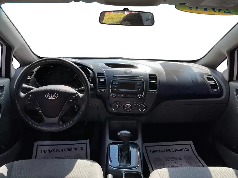 2018 Kia Forte LX (3KPFK4A73JE) with an 2L I-4 DOHC engine, 6M transmission, located at 1230 East Main St, Xenia, OH, 45385, (937) 908-9800, 39.688026, -83.910172 - Discover a world of convenience and comfort with the 2018 Kia Forte LX, an ideal sedan for budget-conscious buyers and those seeking reliable transportation in Piqua, OH. Whether you're navigating the bustling streets of downtown or taking a scenic drive along the Great Miami River, this versatile v - Photo#19