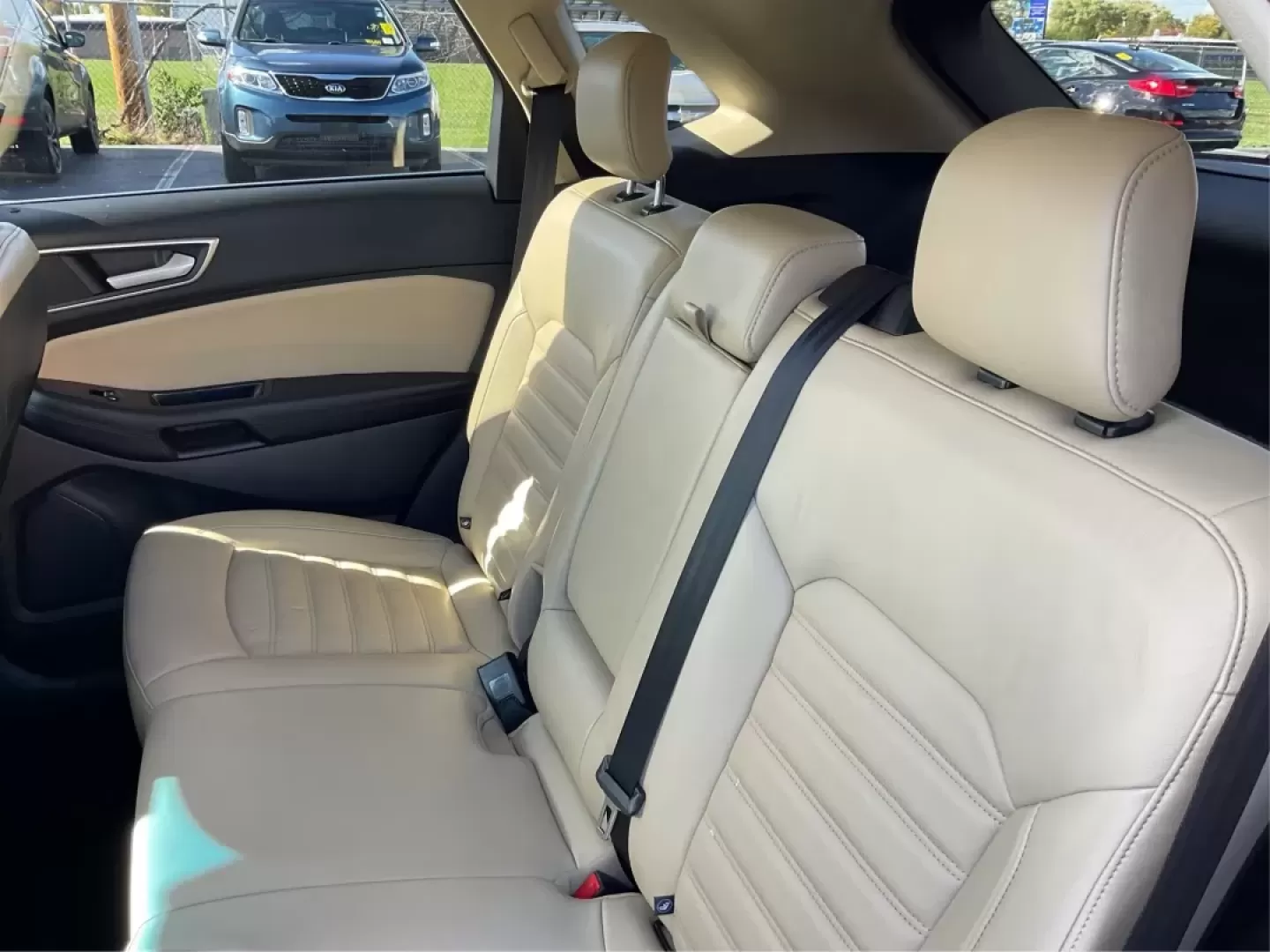 2017 Ford Edge SEL (2FMPK4J98HB) with an Other engine, located at 401 Woodman Dr, Riverside, OH, 45431, (937) 908-9800, 39.760899, -84.123421 - **Discover the Ideal Family Adventure Vehicle: 2017 Ford Edge SEL at Advantage Car and Credit - Riverside**<br /> <br /> Are you searching for the perfect vehicle to accommodate your growing family or to tackle your daily commute with comfort and style? Look no further than this stunning 2017 Ford E - Photo#10