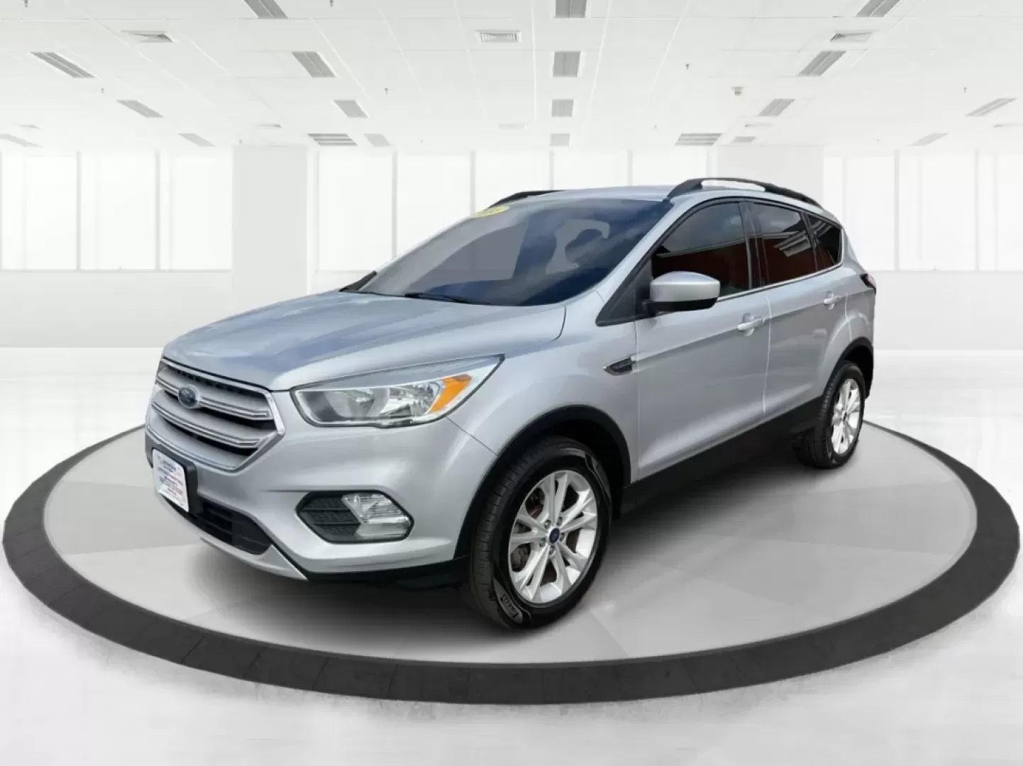 2018 Ford Escape SE (1FMCU0GD0JU) with an Other engine, located at 4508 South Dixie Dr, Moraine, OH, 45439, (937) 908-9800, 39.689976, -84.218452 - **Adventure Awaits: Your Perfect 2018 Ford Escape SE at Advantage Car and Credit Moraine**<br /> <br /> Are you ready to elevate your daily commute and weekend adventures? Discover a lifestyle of convenience and comfort with the 2018 Ford Escape SE available now at Advantage Car and Credit Moraine - Photo#8