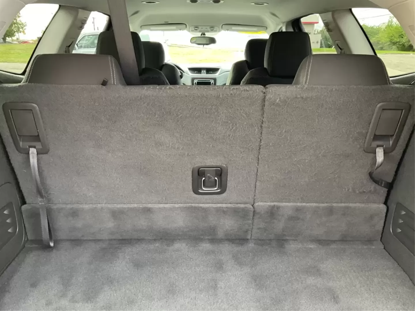 2016 Chevrolet Traverse 1LT (1GNKVGKD5GJ) with an 3.6L V-6 gasoline direct injection engine, located at 1230 East Main St, Xenia, OH, 45385, (937) 908-9800, 39.688026, -83.910172 - ### Experience Adventure Every Day in the 2016 Chevrolet Traverse<br /> <br /> Are you ready to elevate your family adventures or daily commutes in a vehicle that seamlessly combines comfort, space, and capability? The 2016 Chevrolet Traverse is not just an SUV; it's your ticket to unforgettable roa - Photo#12