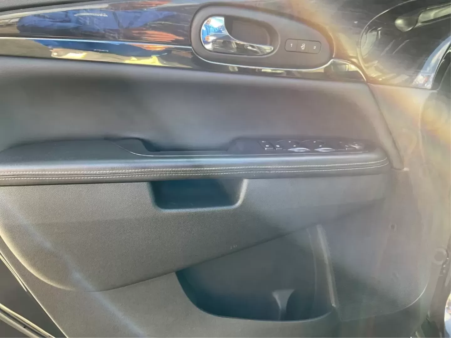 2016 Buick Enclave Leather (5GAKVBKD6GJ) with an 3.6L V-6 gasoline direct injection engine, located at 8750 N County Rd 25A, Piqua, OH, 45356, (937) 908-9800, 40.164391, -84.232513 - **Elevate Your Adventures with the 2016 Buick Enclave Now Available at Advantage Car and Credit - Piqua!**<br /> <br /> Are you ready to redefine your family outings or weekend getaways? The 2016 Buick Enclave is your go-to vehicle for creating unforgettable memories on the road while ensuring comf - Photo#18