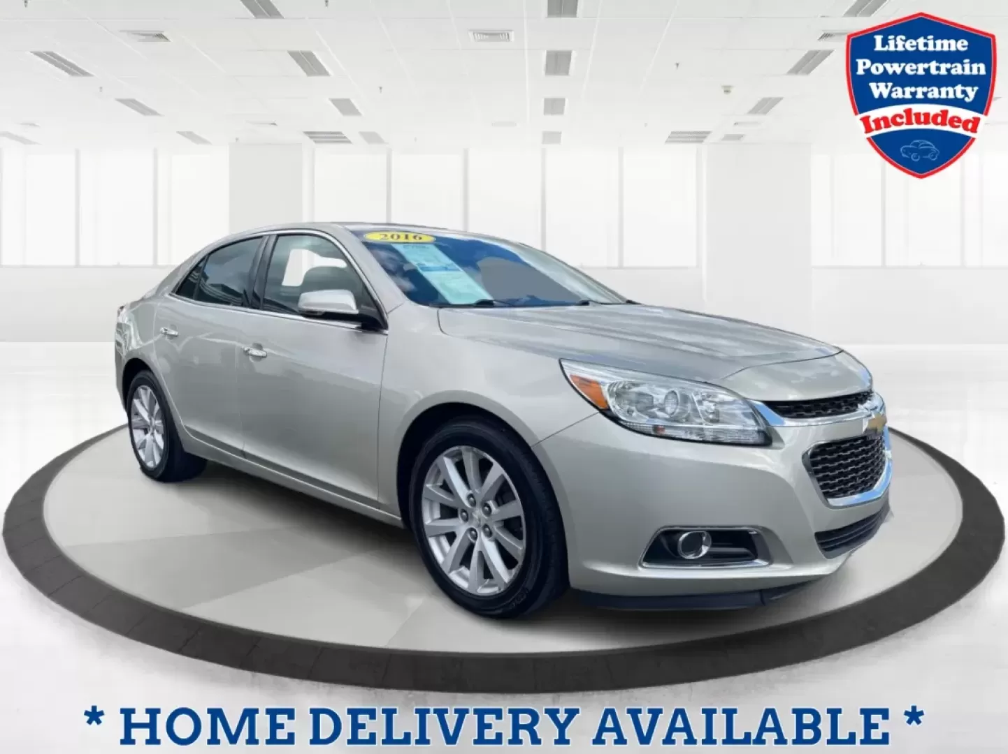 2016 Chevrolet Malibu Limited LTZ (1G11E5SAXGF) with an 2.5L I-4 gasoline direct injection engine, located at 401 Woodman Dr, Riverside, OH, 45431, (937) 908-9800, 39.760899, -84.123421 - **Unleash Your Daily Drive with the 2016 Chevrolet Malibu Limited LTZ at Advantage Car and Credit - Riverside! Perfect for Commuters and Families Alike!**<br /> <br /> Are you in the market for a reliable sedan that combines style, comfort, and technology? Look no further! The 2016 Chevrolet Malibu - Photo#0