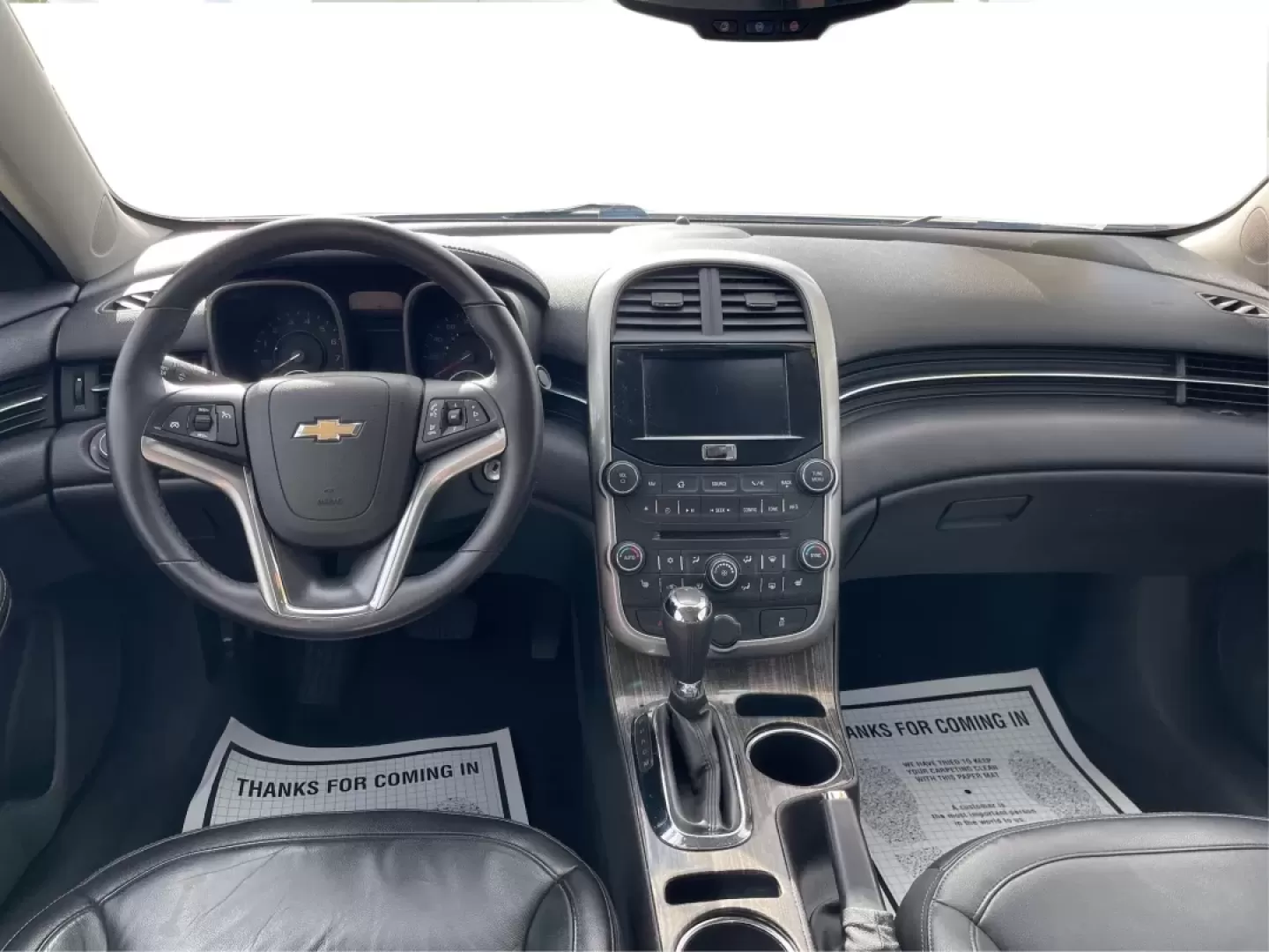 2016 Chevrolet Malibu Limited LTZ (1G11E5SAXGF) with an 2.5L I-4 gasoline direct injection engine, located at 401 Woodman Dr, Riverside, OH, 45431, (937) 908-9800, 39.760899, -84.123421 - **Unleash Your Daily Drive with the 2016 Chevrolet Malibu Limited LTZ at Advantage Car and Credit - Riverside! Perfect for Commuters and Families Alike!**<br /> <br /> Are you in the market for a reliable sedan that combines style, comfort, and technology? Look no further! The 2016 Chevrolet Malibu - Photo#21