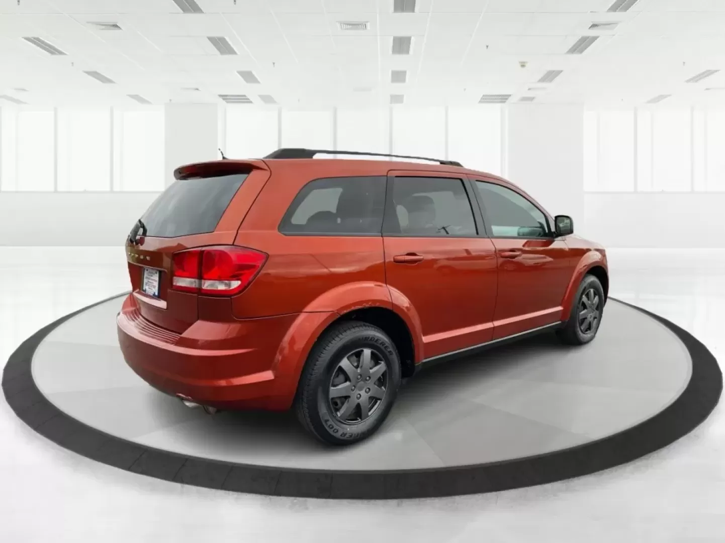 2012 Dodge Journey SE/AVP (3C4PDCAB8CT) with an 2.4L I-4 DOHC engine, located at 880 E. National Road, Vandalia, OH, 45377, (937) 908-9800, 39.891918, -84.183594 - **Discover the Perfect Family SUV: 2012 Dodge Journey at Advantage Car and Credit - Vandalia**<br /> <br /> Are you in search of a reliable family SUV that balances comfort, space, and affordability? Look no further than this striking 2012 Dodge Journey, available now at Advantage Car and Credit, lo - Photo#2