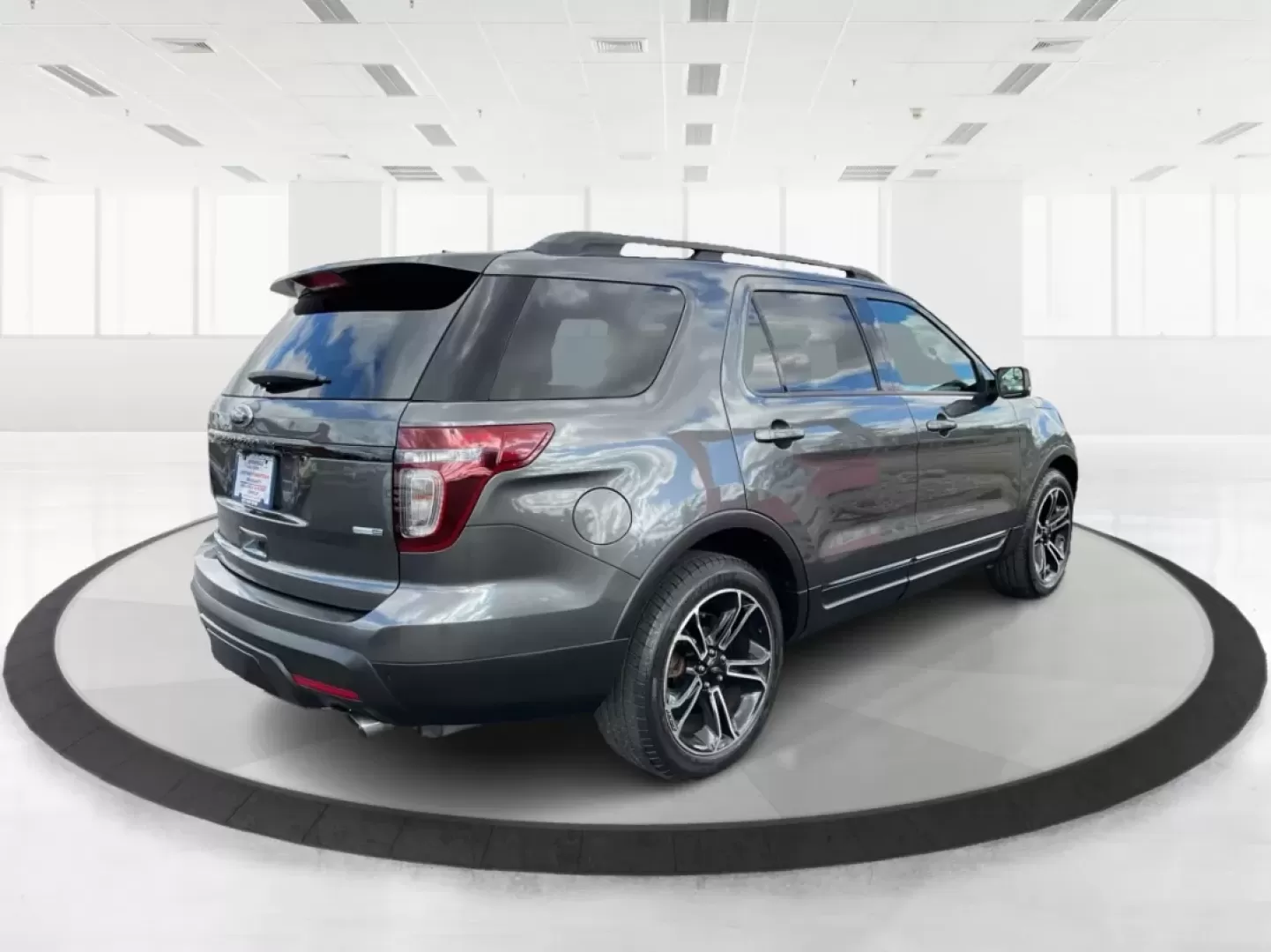 2015 Ford Explorer Sport (1FM5K8GT6FG) with an EcoBoost 3.5L V-6 gasoline direct injection engine, located at 8750 N County Rd 25A, Piqua, OH, 45356, (937) 908-9800, 40.164391, -84.232513 - **Explore the Open Road in the 2015 Ford Explorer Sport Your Adventure Awaits!**<br /> <br /> Are you in search of a reliable SUV that caters to both your daily commutes and spontaneous weekend getaways? Look no further! The 2015 Ford Explorer Sport is the perfect blend of style, performance, and f - Photo#2