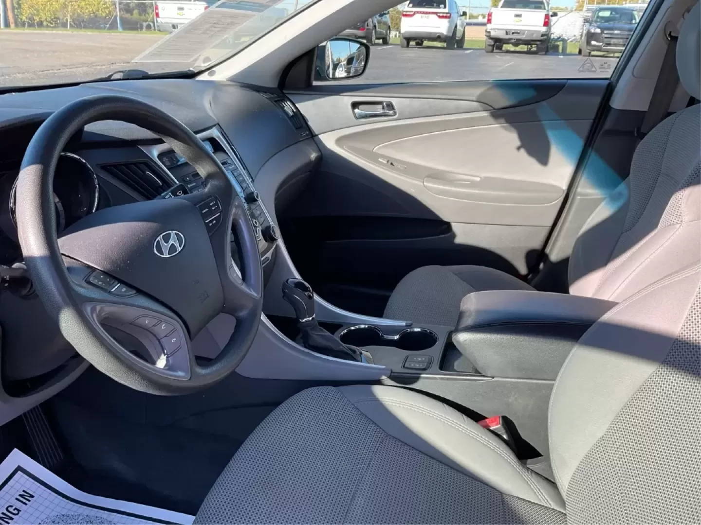 2013 Hyundai Sonata GLS (5NPEB4AC0DH) with an 2.4L I-4 gasoline direct injection engine, located at 8750 N County Rd 25A, Piqua, OH, 45356, (937) 908-9800, 40.164391, -84.232513 - **Drive Your Way to Adventure with the 2013 Hyundai Sonata GLS at Advantage Car and Credit - Piqua!**<br /> <br /> Are you seeking an affordable, stylish, and reliable sedan for your daily commute or weekend getaways? Look no further than the 2013 Hyundai Sonata GLS, available now at **Advantage Car - Photo#9