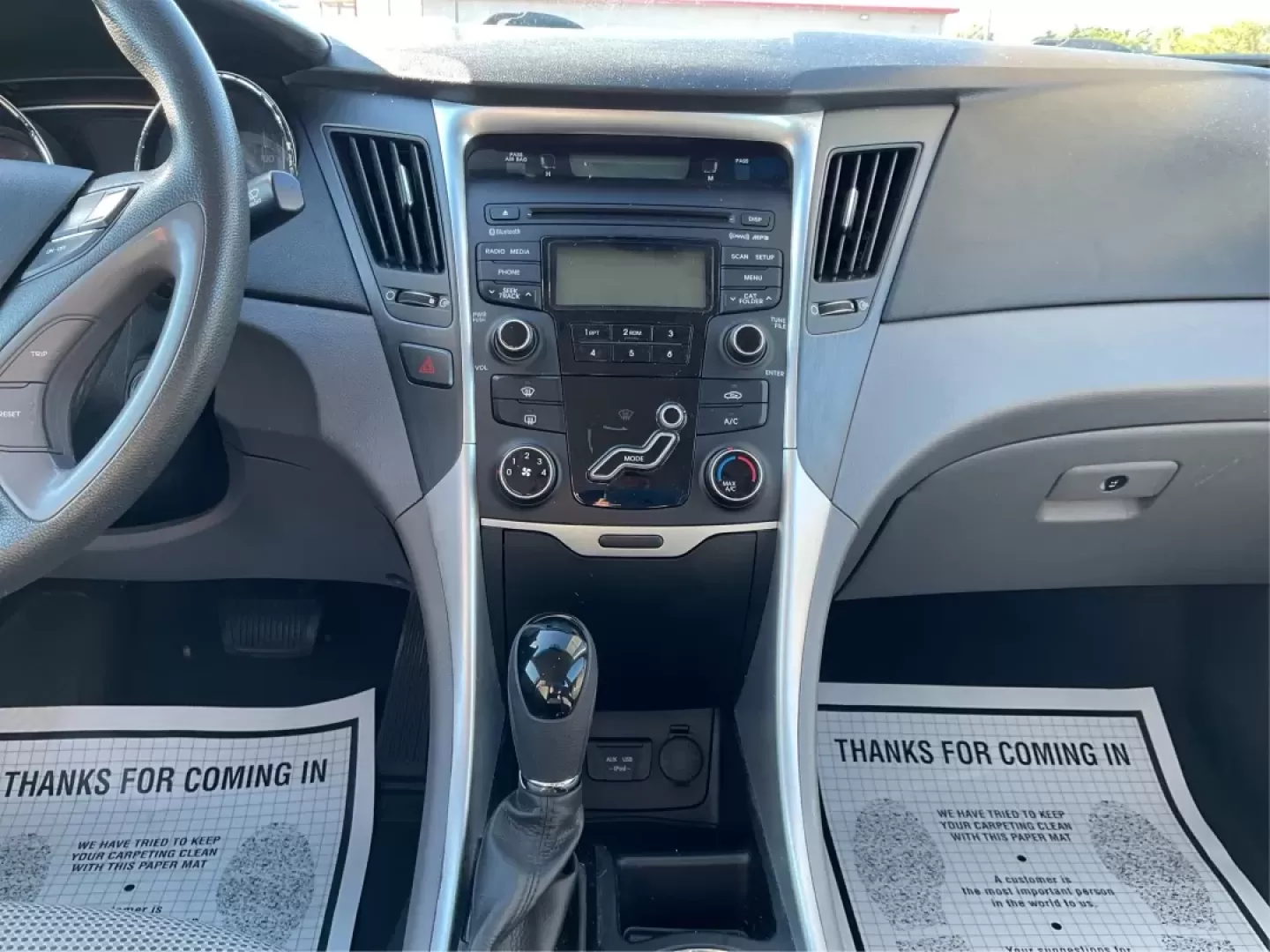 2013 Hyundai Sonata GLS (5NPEB4AC0DH) with an 2.4L I-4 gasoline direct injection engine, located at 8750 N County Rd 25A, Piqua, OH, 45356, (937) 908-9800, 40.164391, -84.232513 - **Drive Your Way to Adventure with the 2013 Hyundai Sonata GLS at Advantage Car and Credit - Piqua!**<br /> <br /> Are you seeking an affordable, stylish, and reliable sedan for your daily commute or weekend getaways? Look no further than the 2013 Hyundai Sonata GLS, available now at **Advantage Car - Photo#13