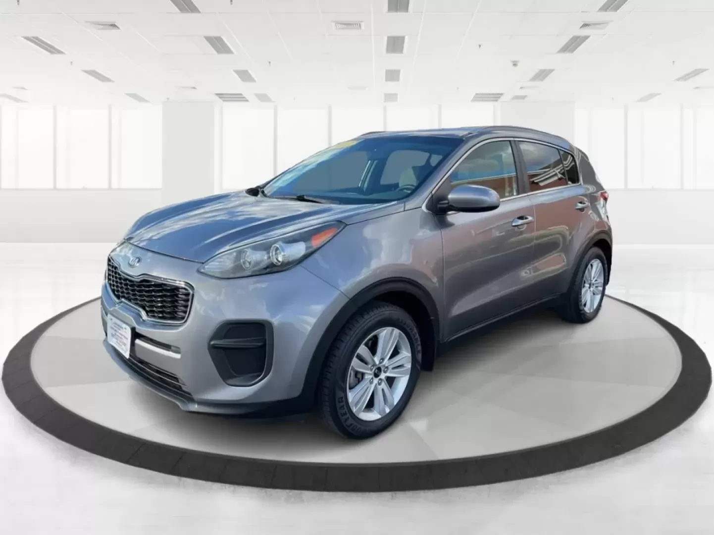 2017 Kia Sportage LX (KNDPM3AC5H7) with an Theta II 2.4L I-4 gasoline direct injection engine, located at 880 E. National Road, Vandalia, OH, 45377, (937) 908-9800, 39.891918, -84.183594 - **Discover Your Next Adventure with the 2017 Kia Sportage LX at Advantage Car and Credit - Vandalia!**<br /> <br /> Are you in the market for a reliable, stylish vehicle that suits your active lifestyle? Look no further than the 2017 Kia Sportage LX! This crossover SUV is not only great for weekend - Photo#8