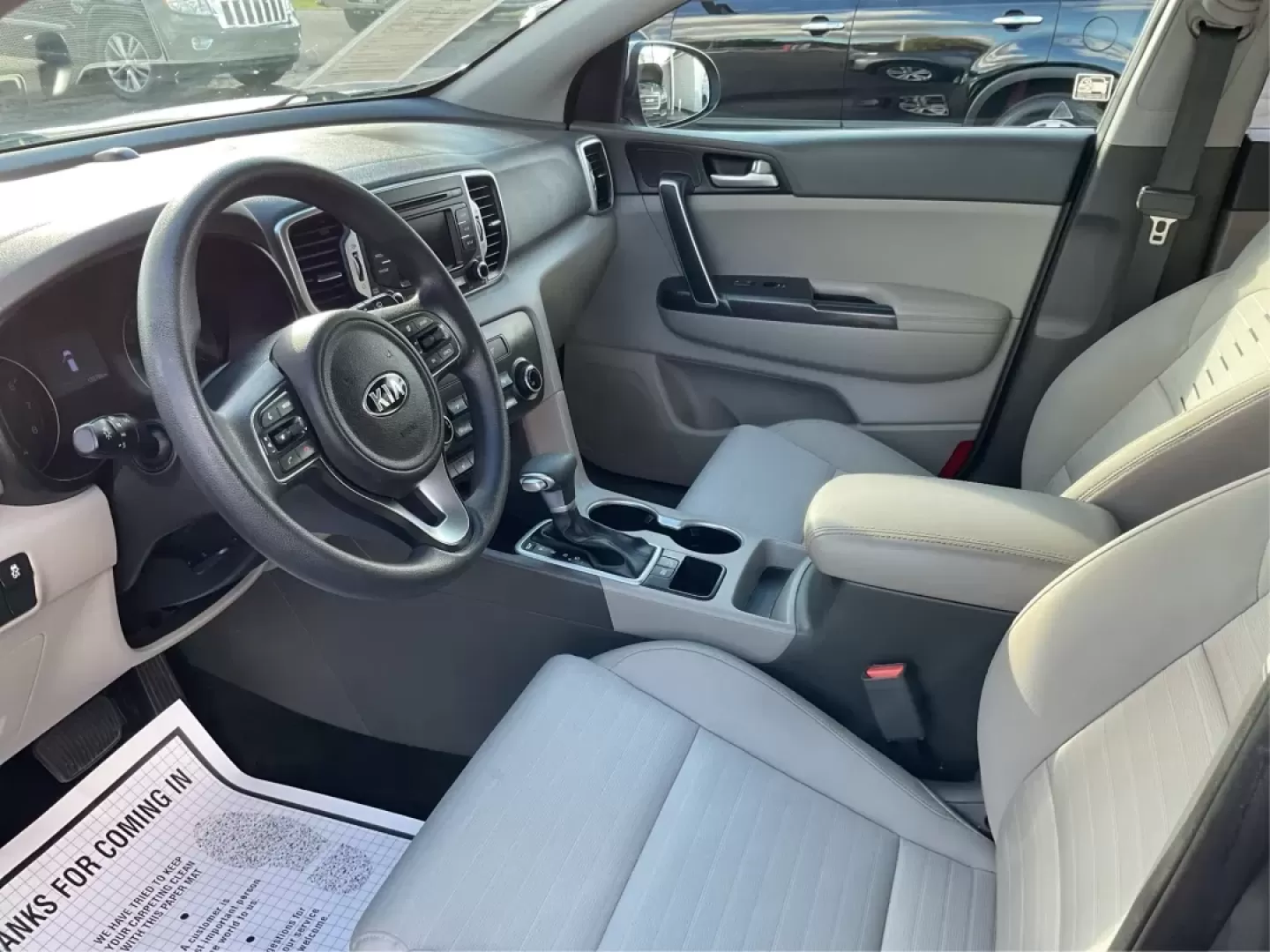 2017 Kia Sportage LX (KNDPM3AC5H7) with an Theta II 2.4L I-4 gasoline direct injection engine, located at 880 E. National Road, Vandalia, OH, 45377, (937) 908-9800, 39.891918, -84.183594 - **Discover Your Next Adventure with the 2017 Kia Sportage LX at Advantage Car and Credit - Vandalia!**<br /> <br /> Are you in the market for a reliable, stylish vehicle that suits your active lifestyle? Look no further than the 2017 Kia Sportage LX! This crossover SUV is not only great for weekend - Photo#9