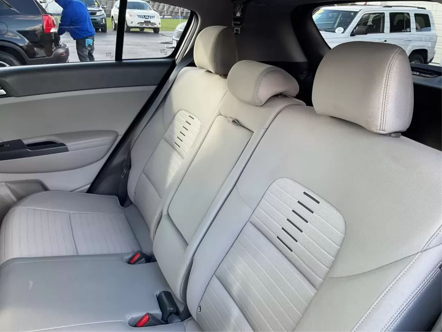 2017 Kia Sportage LX (KNDPM3AC5H7) with an Theta II 2.4L I-4 gasoline direct injection engine, located at 880 E. National Road, Vandalia, OH, 45377, (937) 908-9800, 39.891918, -84.183594 - **Discover Your Next Adventure with the 2017 Kia Sportage LX at Advantage Car and Credit - Vandalia!**<br /> <br /> Are you in the market for a reliable, stylish vehicle that suits your active lifestyle? Look no further than the 2017 Kia Sportage LX! This crossover SUV is not only great for weekend - Photo#10