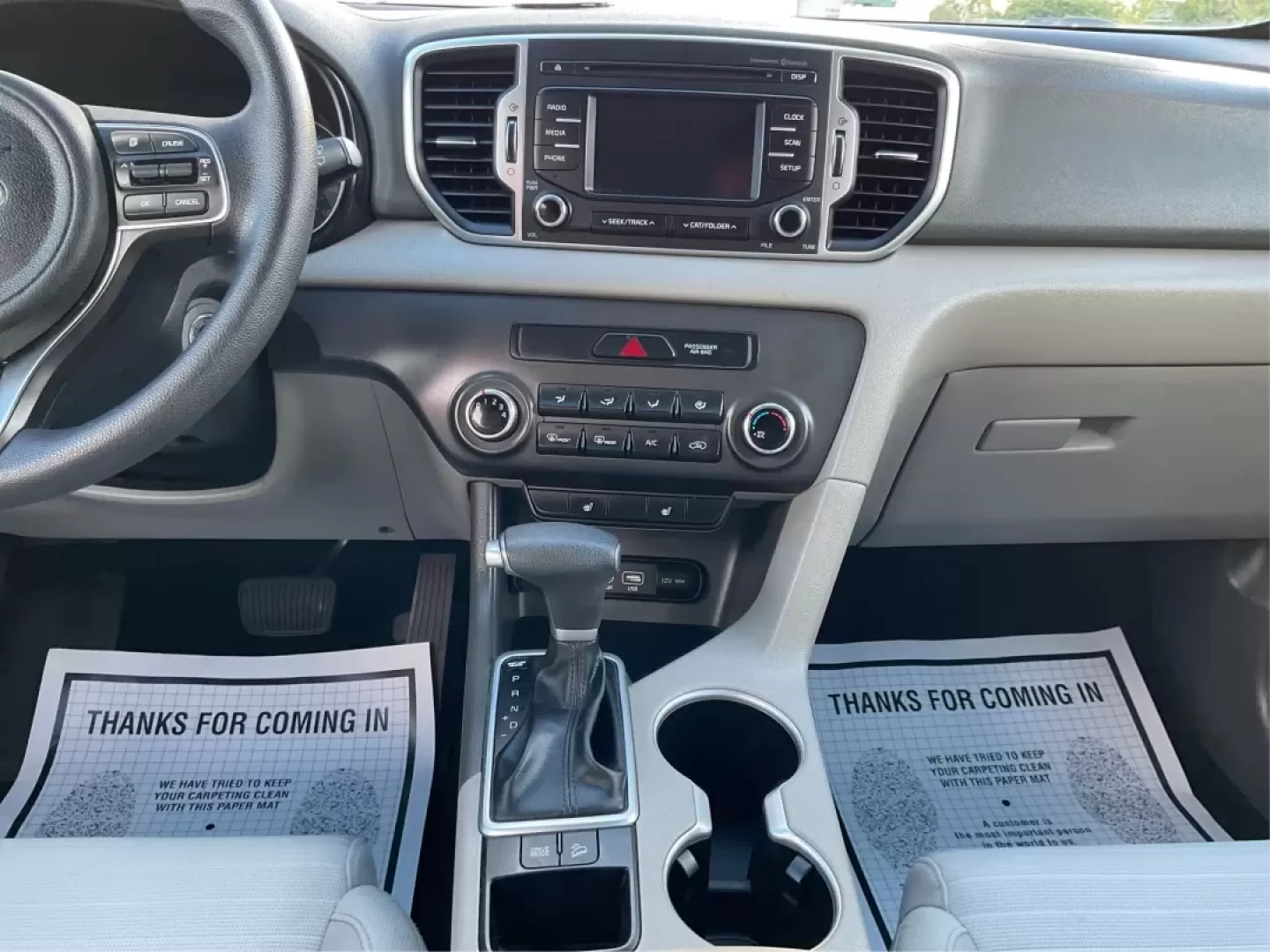 2017 Kia Sportage LX (KNDPM3AC5H7) with an Theta II 2.4L I-4 gasoline direct injection engine, located at 880 E. National Road, Vandalia, OH, 45377, (937) 908-9800, 39.891918, -84.183594 - **Discover Your Next Adventure with the 2017 Kia Sportage LX at Advantage Car and Credit - Vandalia!**<br /> <br /> Are you in the market for a reliable, stylish vehicle that suits your active lifestyle? Look no further than the 2017 Kia Sportage LX! This crossover SUV is not only great for weekend - Photo#13