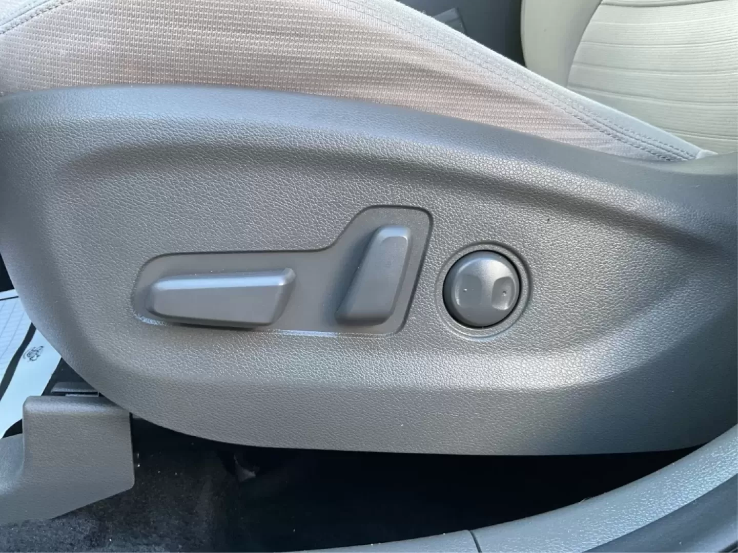 2017 Kia Sportage LX (KNDPM3AC5H7) with an Theta II 2.4L I-4 gasoline direct injection engine, located at 880 E. National Road, Vandalia, OH, 45377, (937) 908-9800, 39.891918, -84.183594 - **Discover Your Next Adventure with the 2017 Kia Sportage LX at Advantage Car and Credit - Vandalia!**<br /> <br /> Are you in the market for a reliable, stylish vehicle that suits your active lifestyle? Look no further than the 2017 Kia Sportage LX! This crossover SUV is not only great for weekend - Photo#17