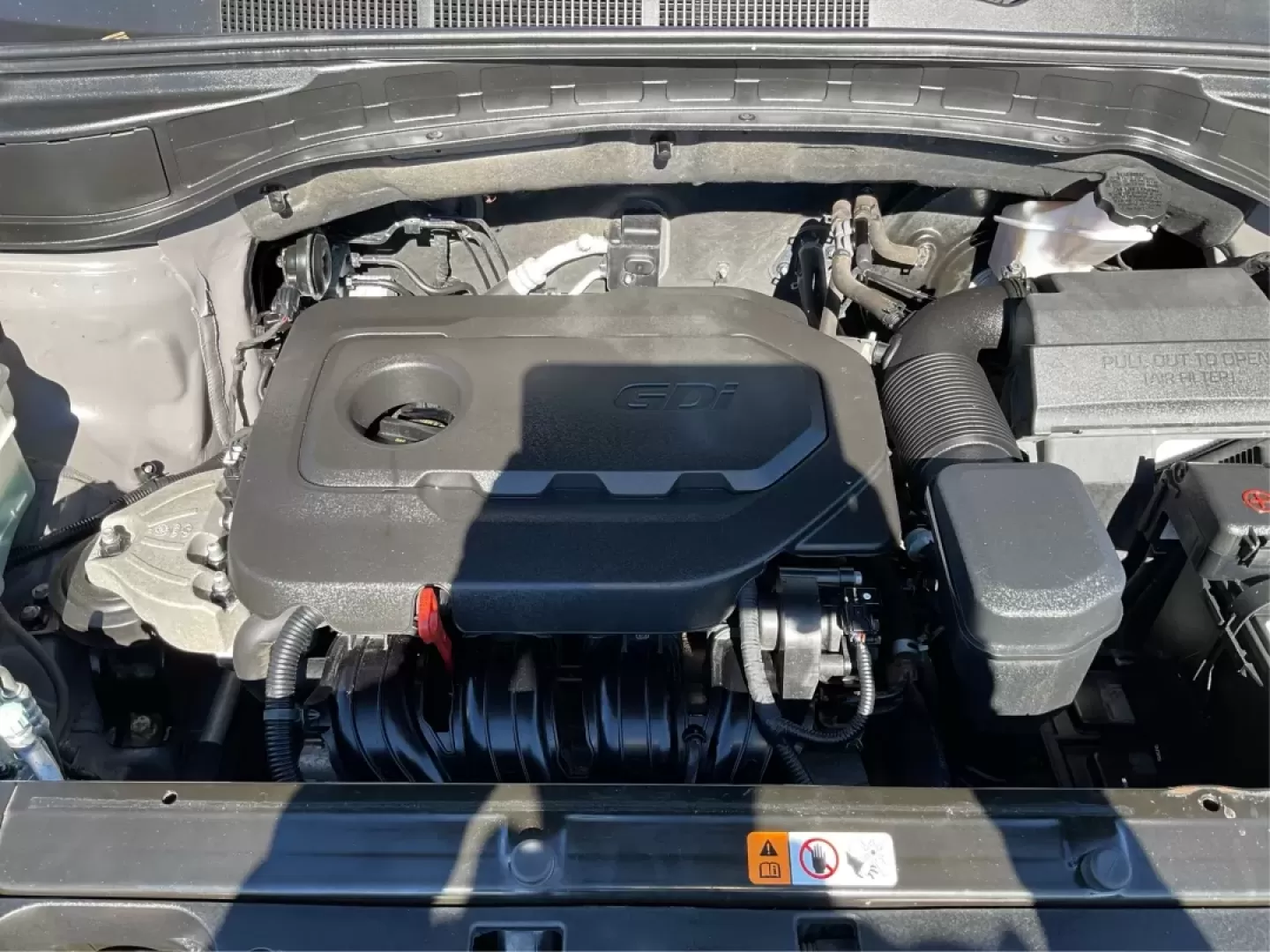 2018 Hyundai Santa Fe 2.4L (5XYZT3LB6JG) with an Theta II 2.4L I-4 gasoline direct injection engine, located at 4508 South Dixie Dr, Moraine, OH, 45439, (937) 908-9800, 39.689976, -84.218452 - Elevate your family adventures and daily commutes with the remarkable 2018 Hyundai Santa Fe, now available at Advantage Car and Credit - Moraine. This SUV is designed to seamlessly fit into your lifestyle, whether you're navigating busy streets, embarking on weekend getaways, or tackling the challen - Photo#11
